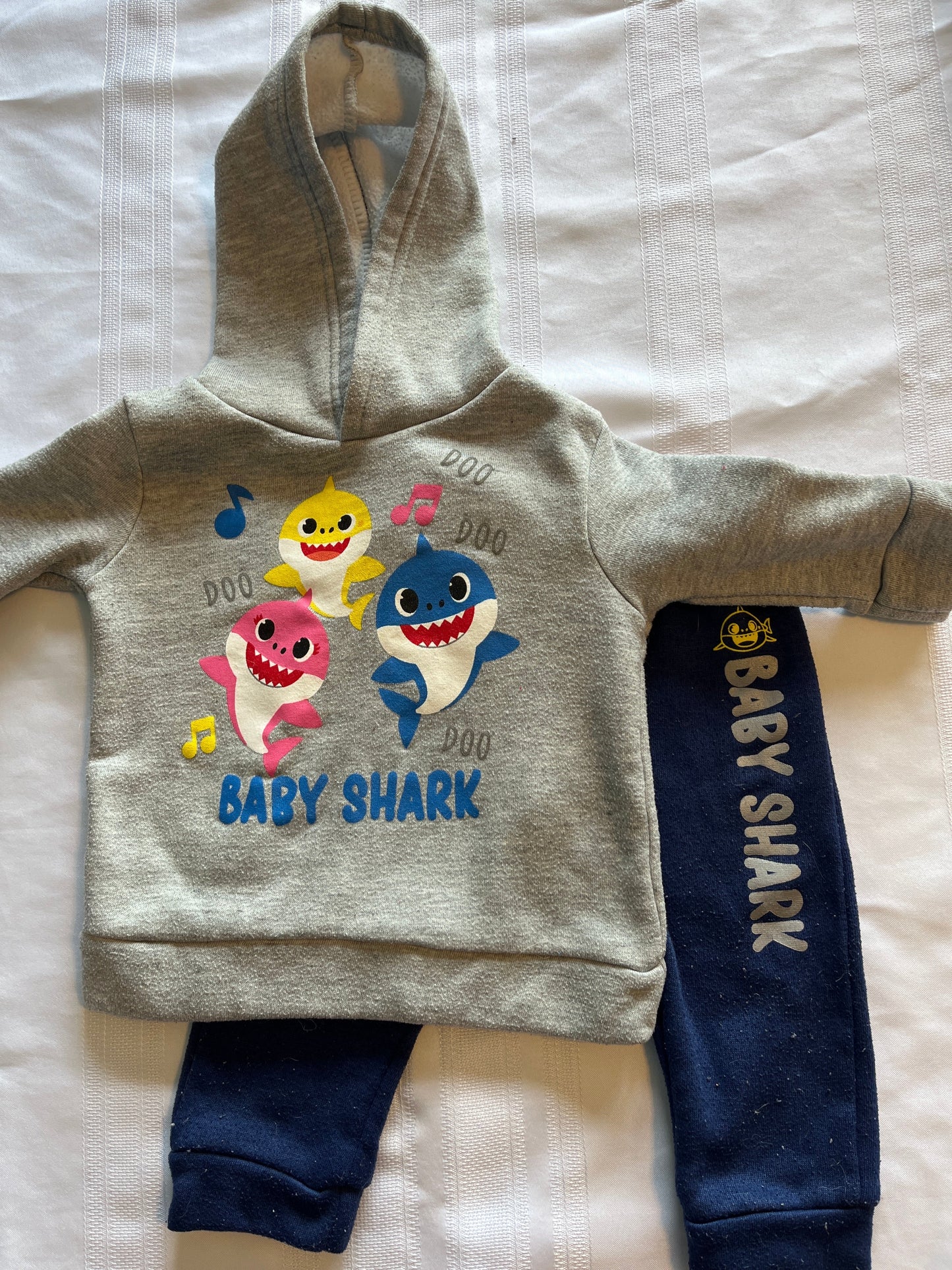 #29 12 mo Baby Shark 2 piece outfit PLAY (see desc)