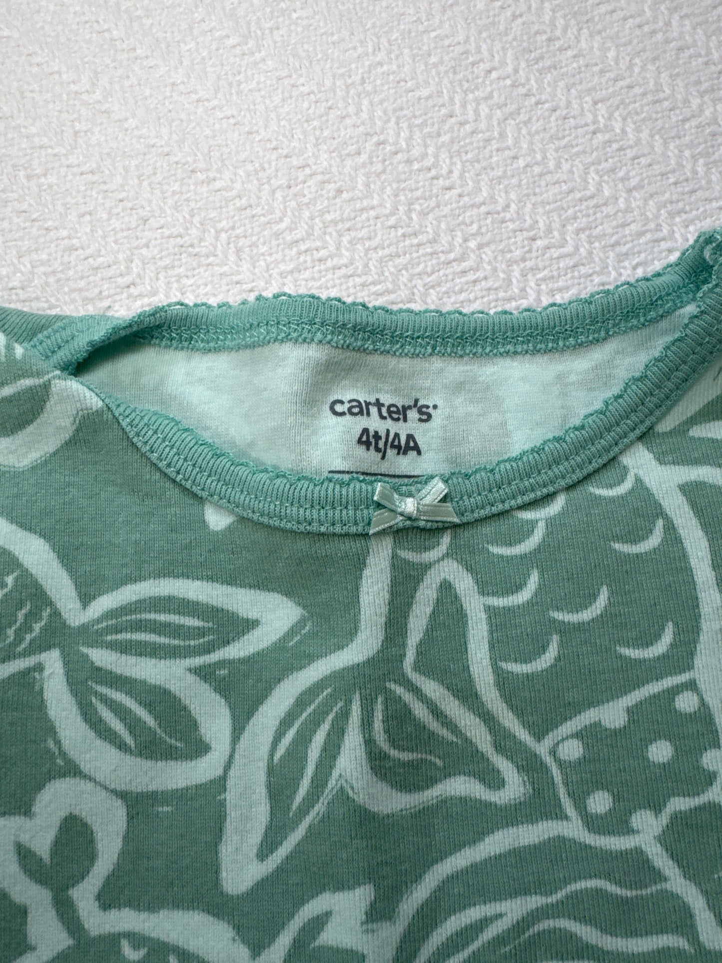 Seller #127 Girls 4TA Carter's Mermaid pajama sets