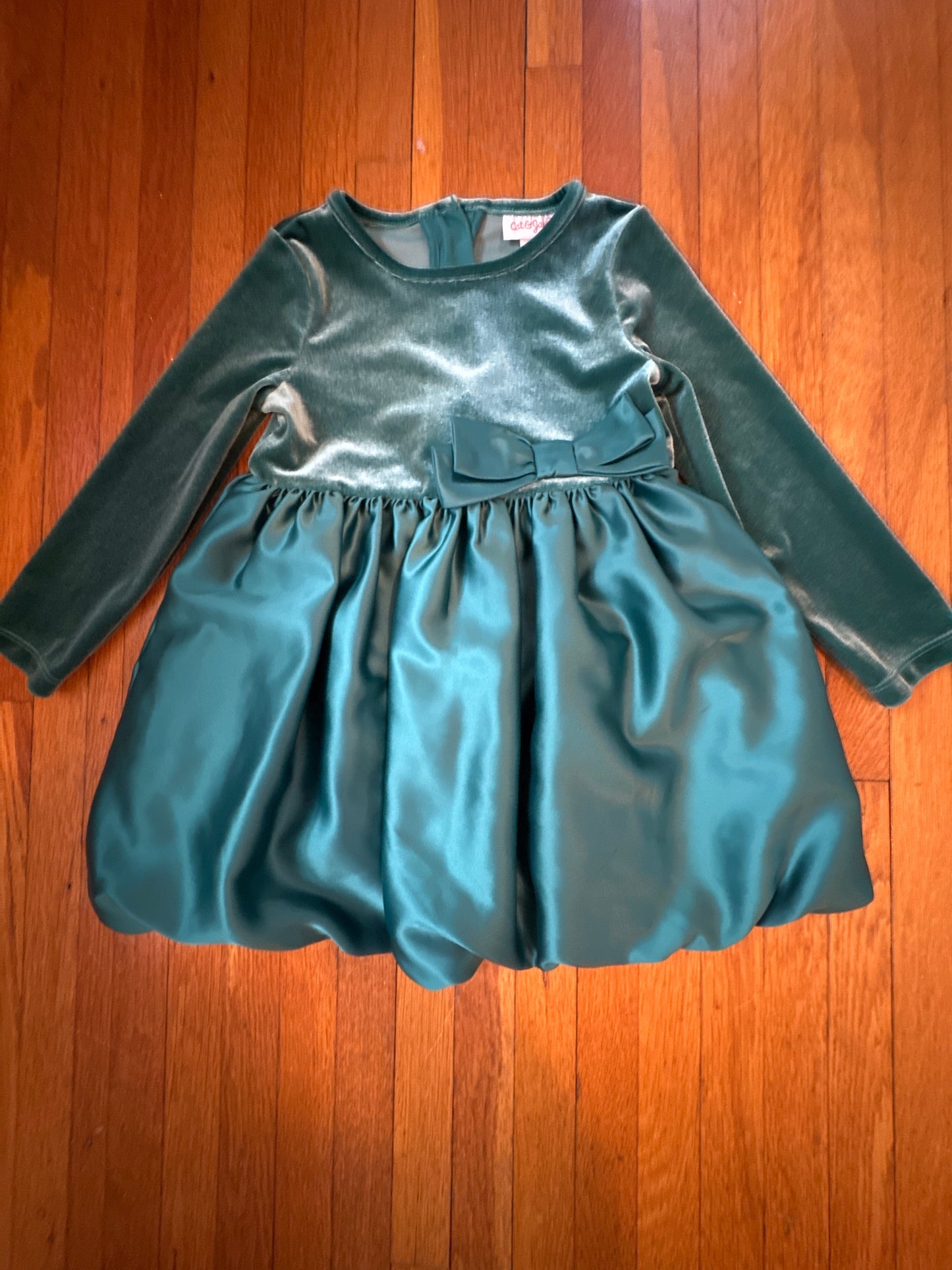 Seller #127 Cat & Jack christmas dress girls size 3T