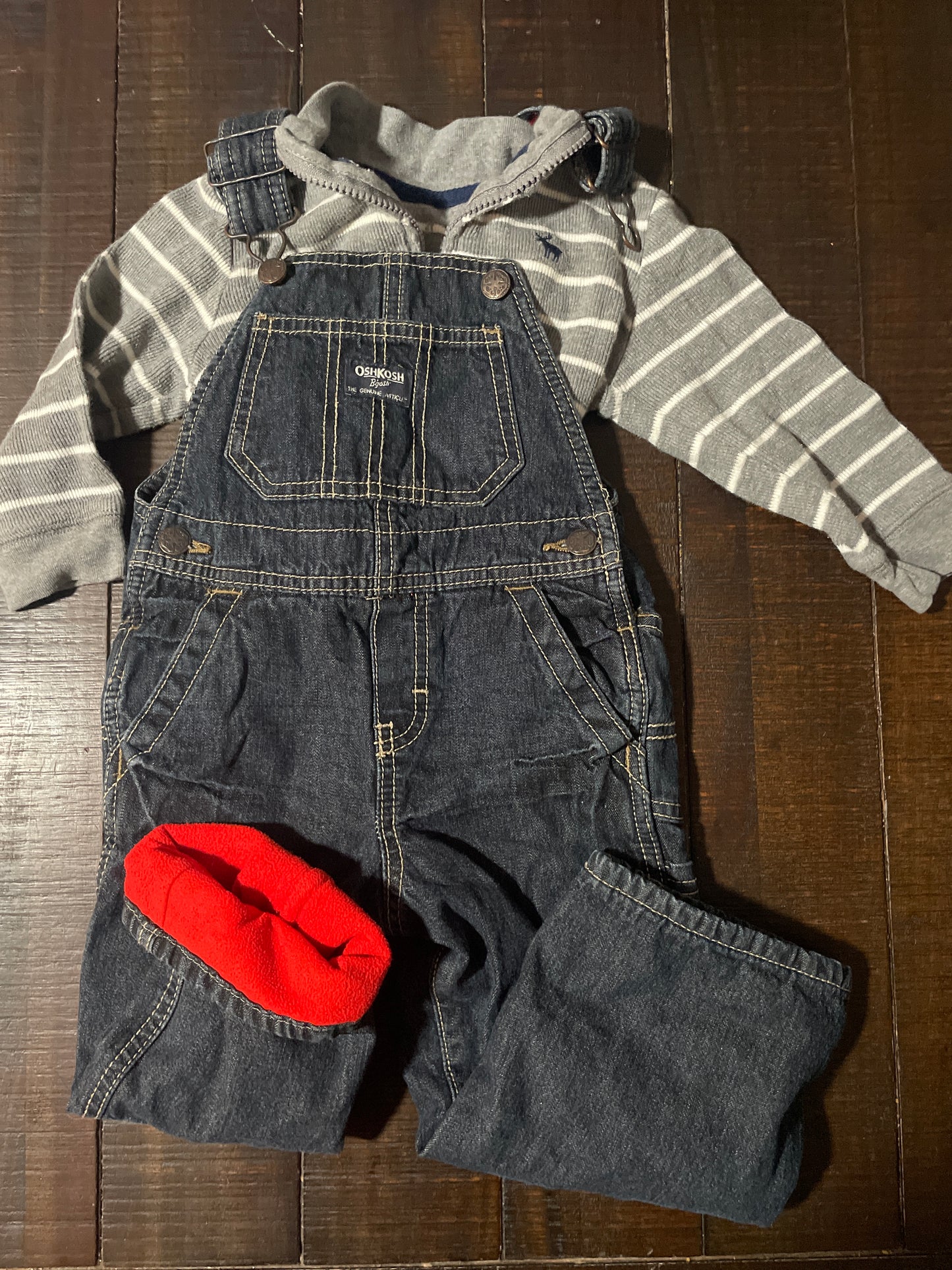 Seller #121 Boys fleece lines overalls and pullover sweater size 2t