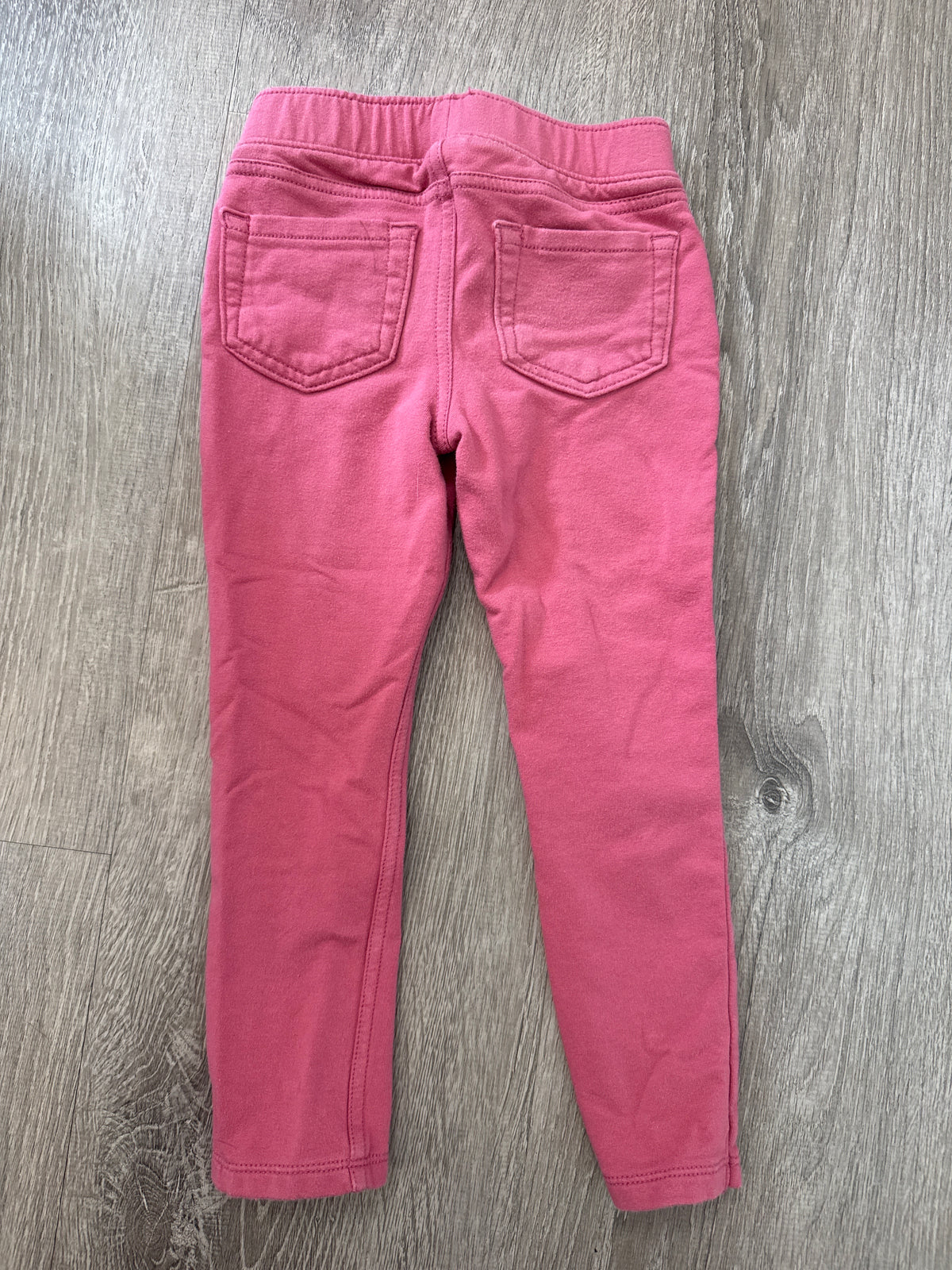#149 Girls jumping beans 4T jeggings