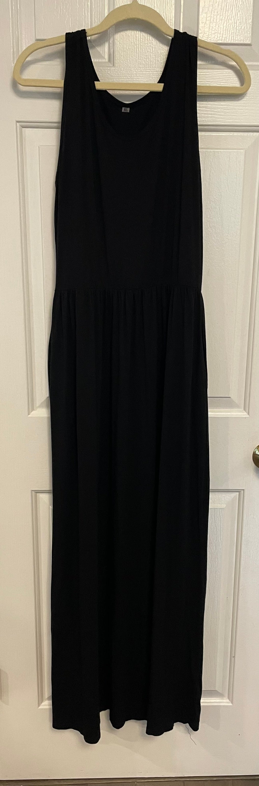 Seller #12 | Amazon Brand | Black Tank Maxi Dress | GUC | Size XL