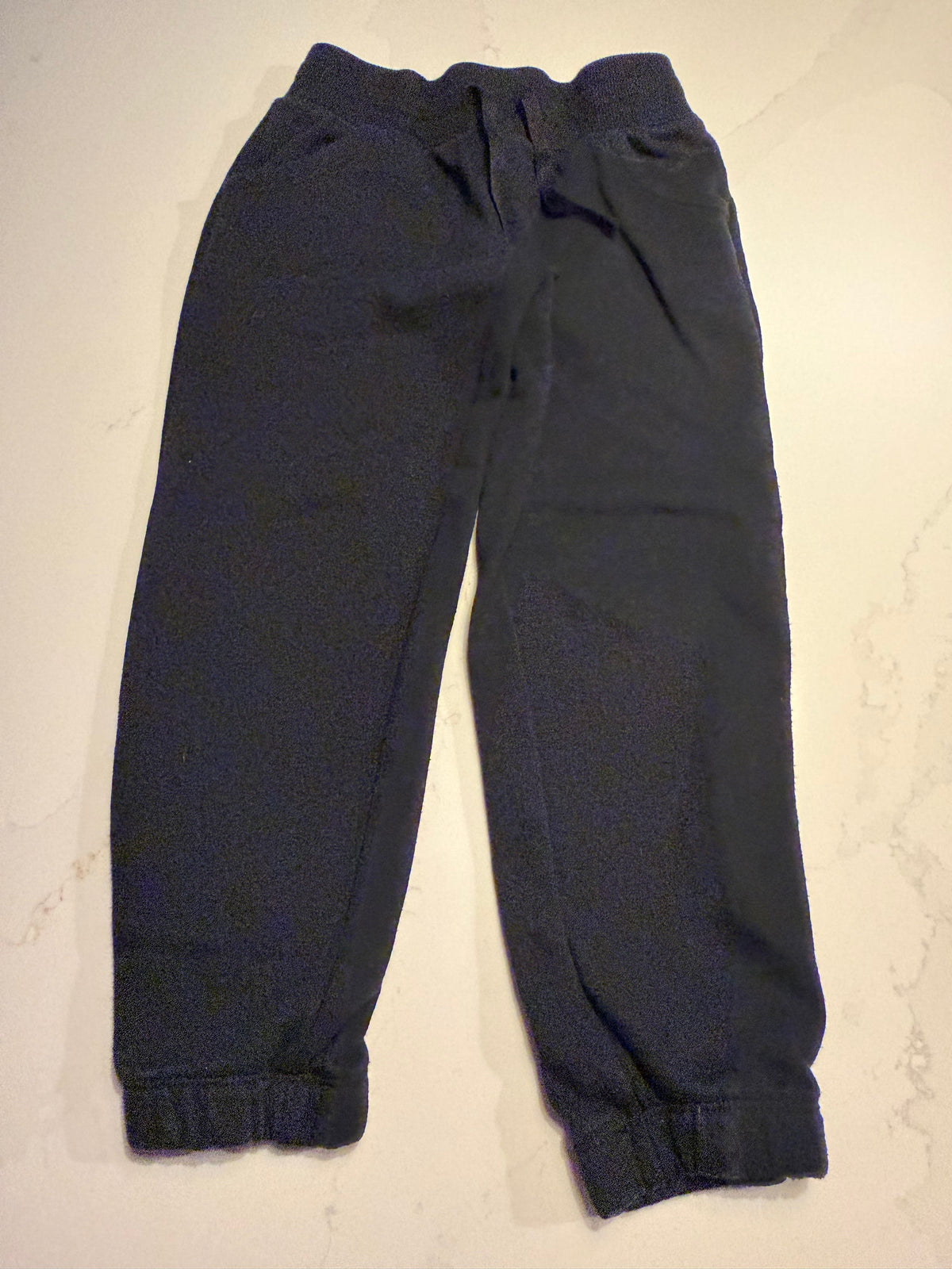 #133 girls cat & jack XS 4/5 sweatpants