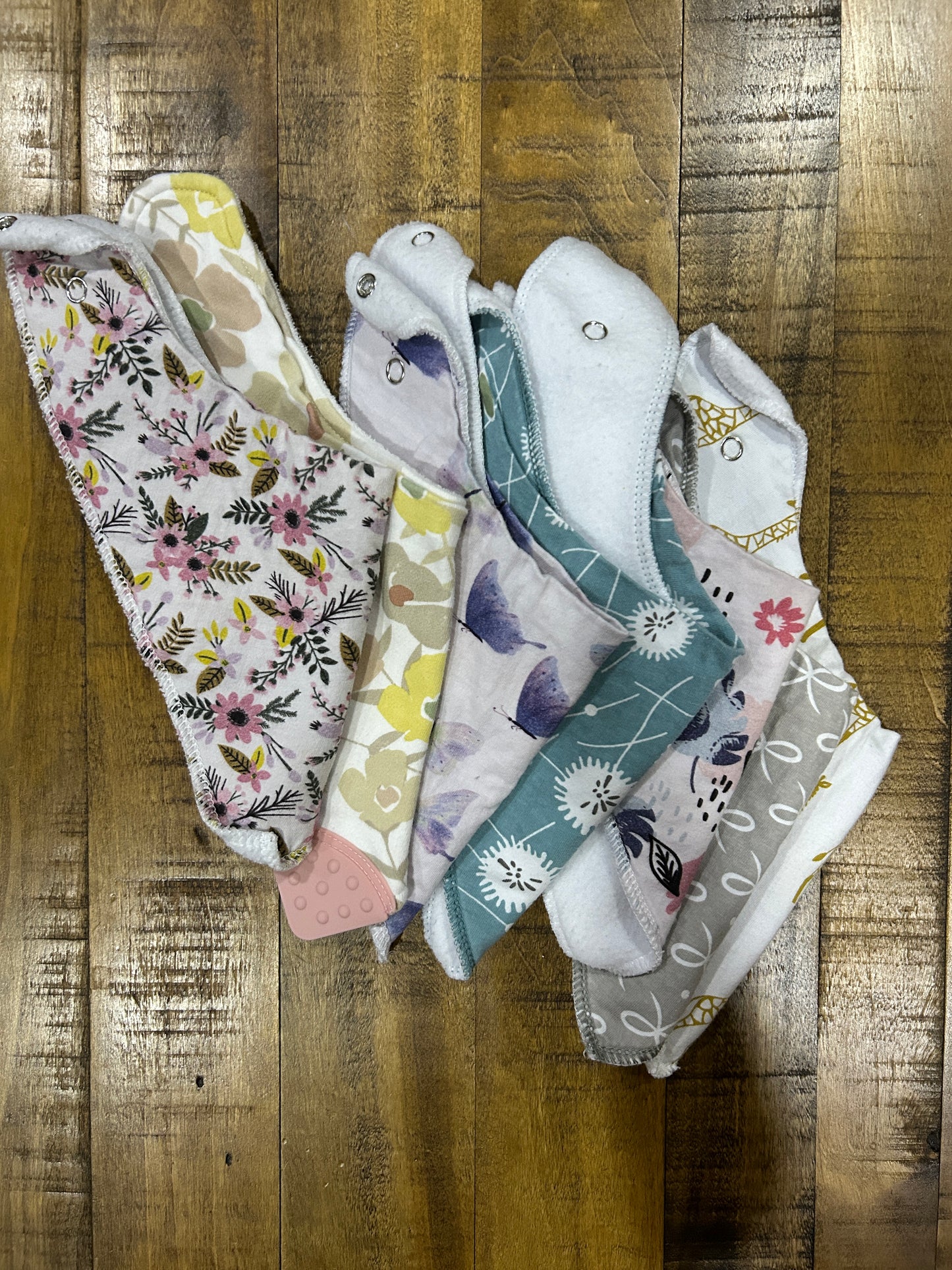 Seller #5 - Set of Girls Bandana Bibs