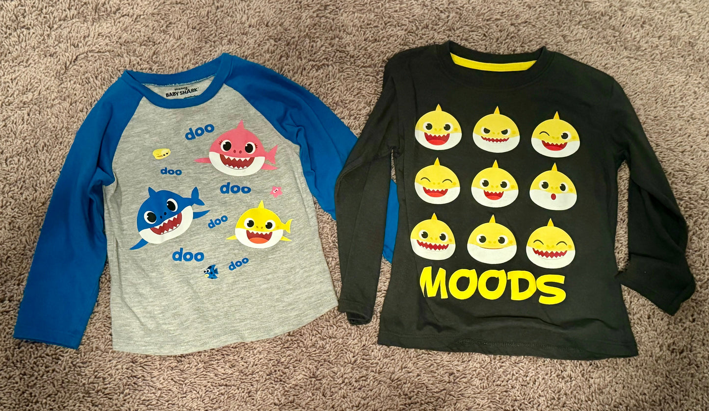 #187 Baby Shark 2T Boys Shirts