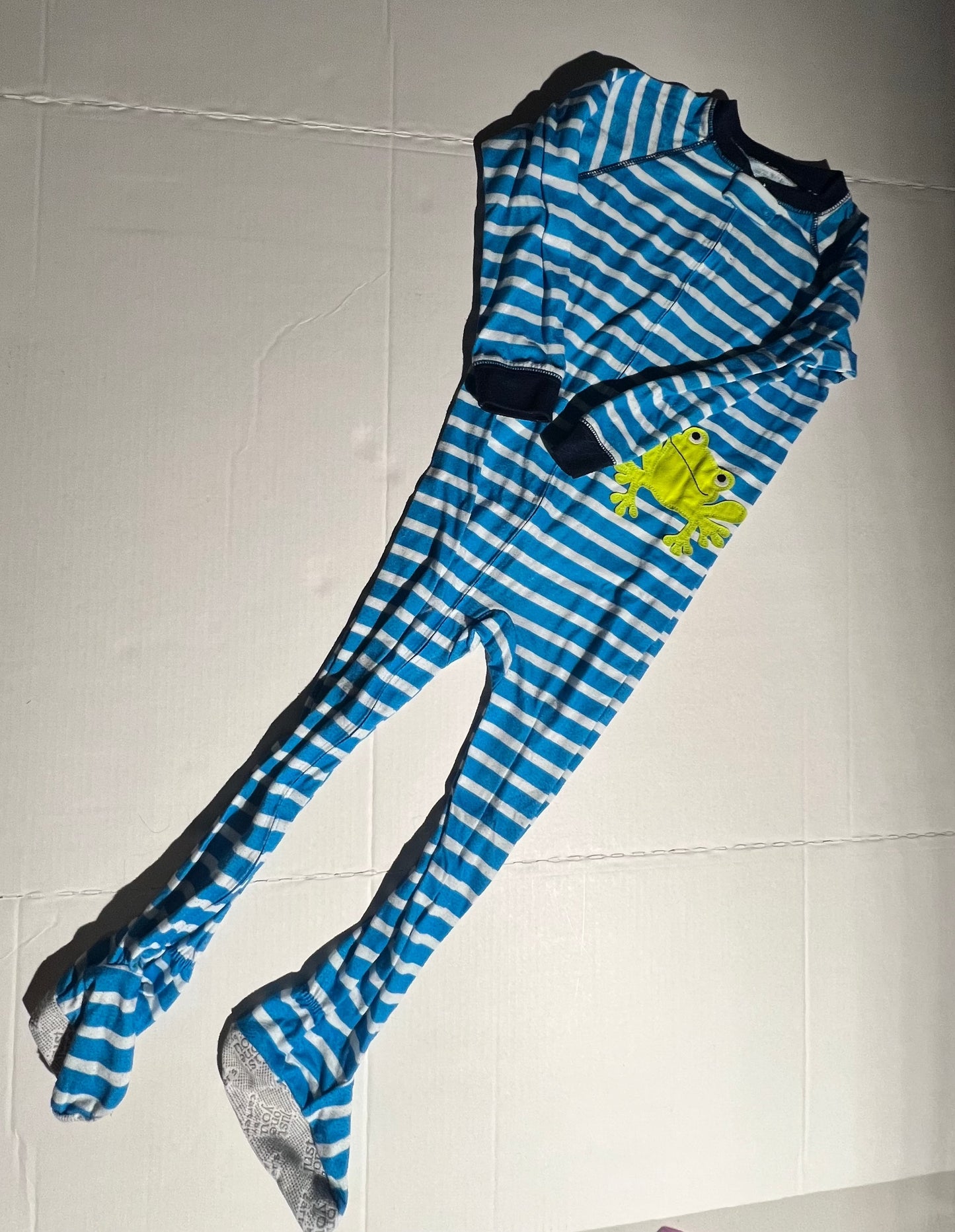 #100 Boys 4T Footed PJs