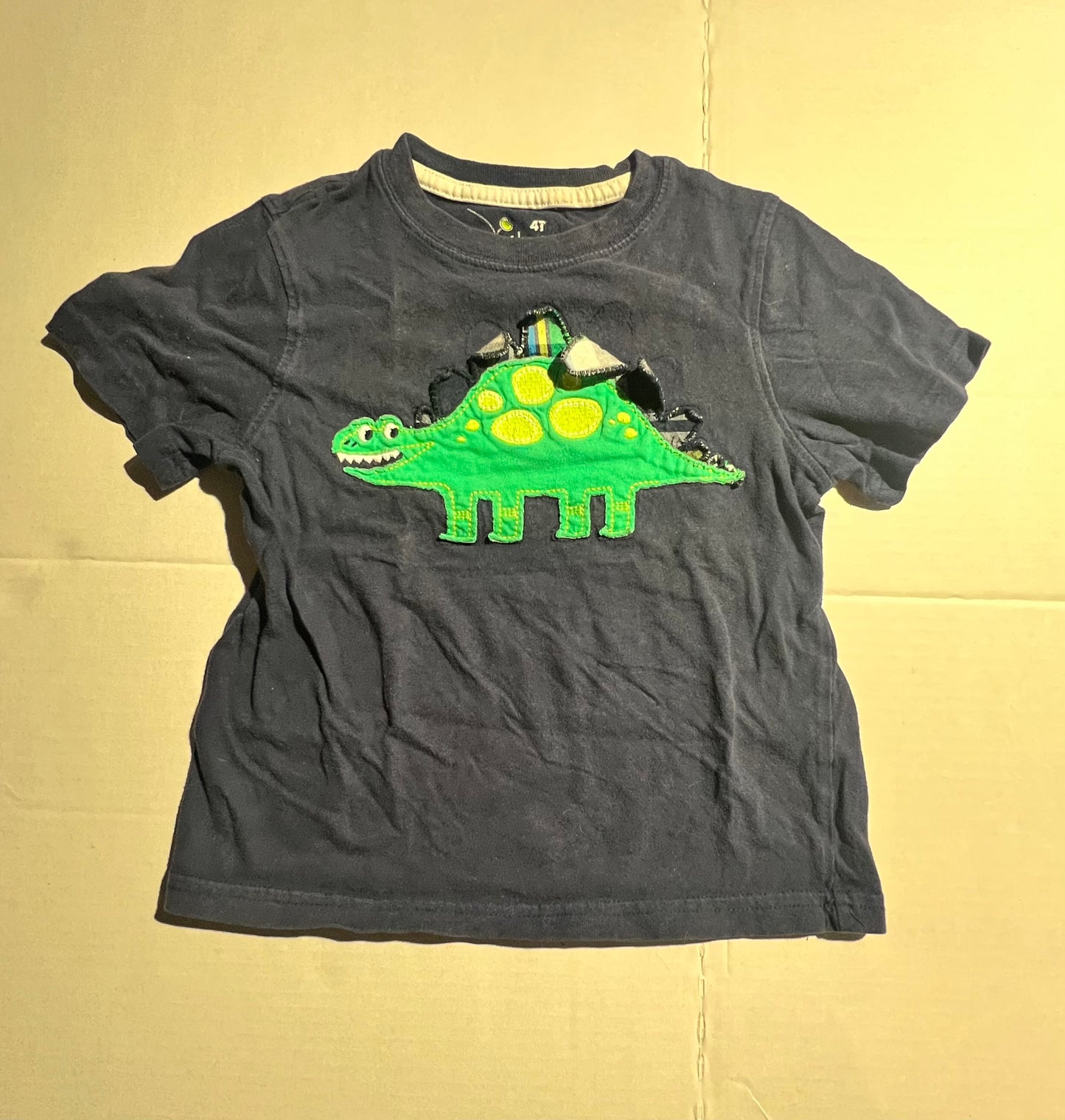 #100 Boys 4T Dino Shirt