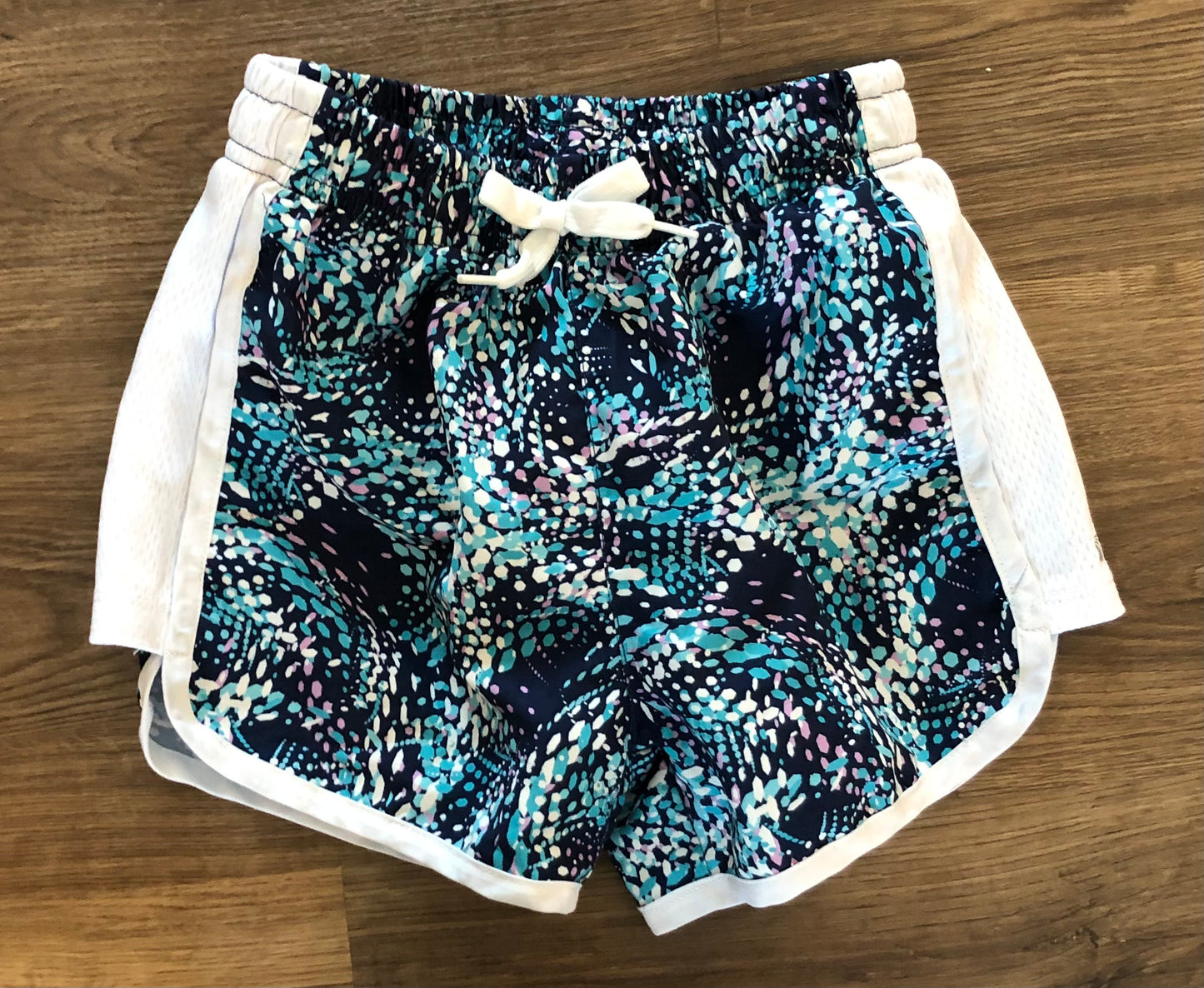 #82 Girls shorts size small 7/8