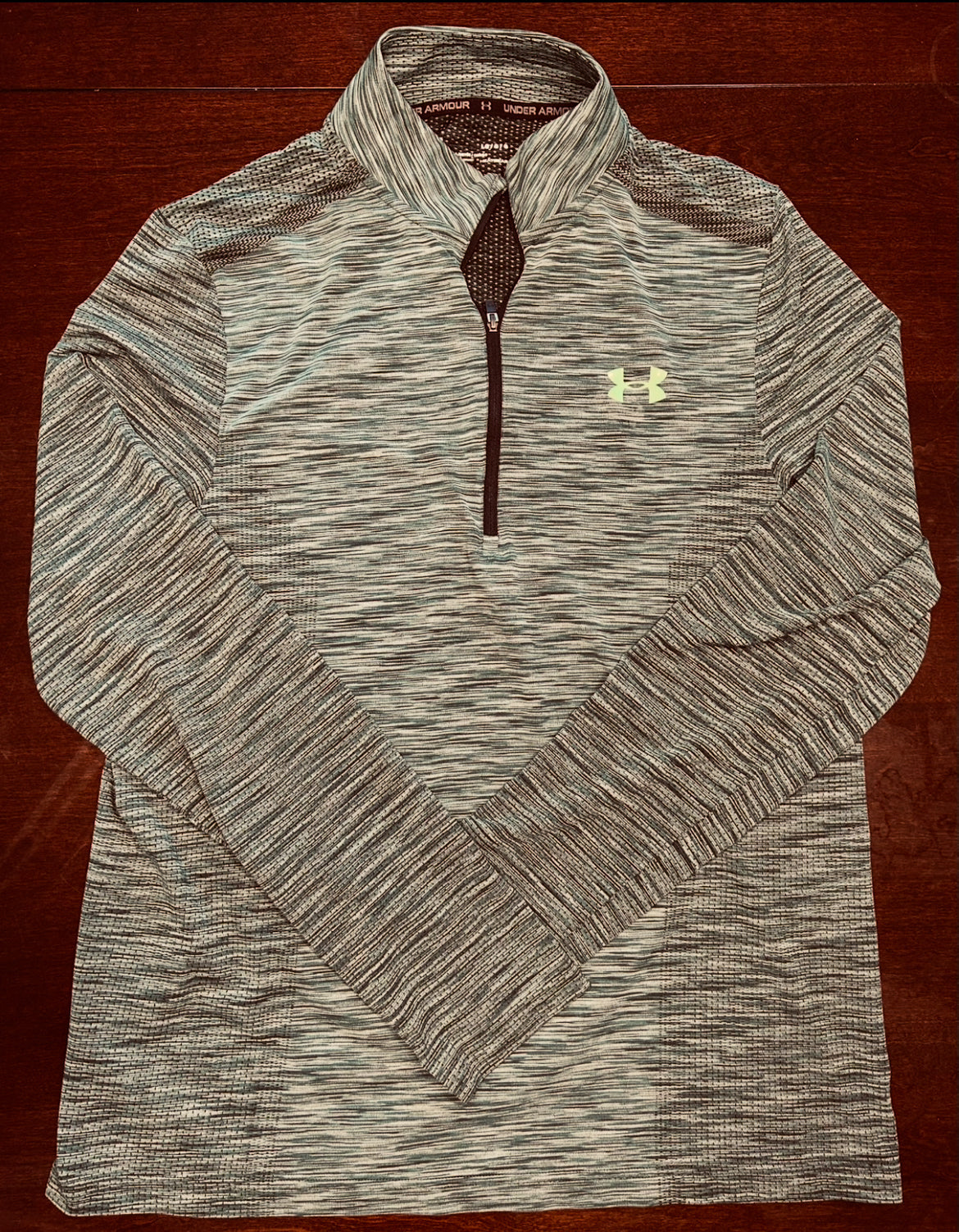 Reduced - Seller #18 Under Armour Green Quarter Zip Women’s Size L