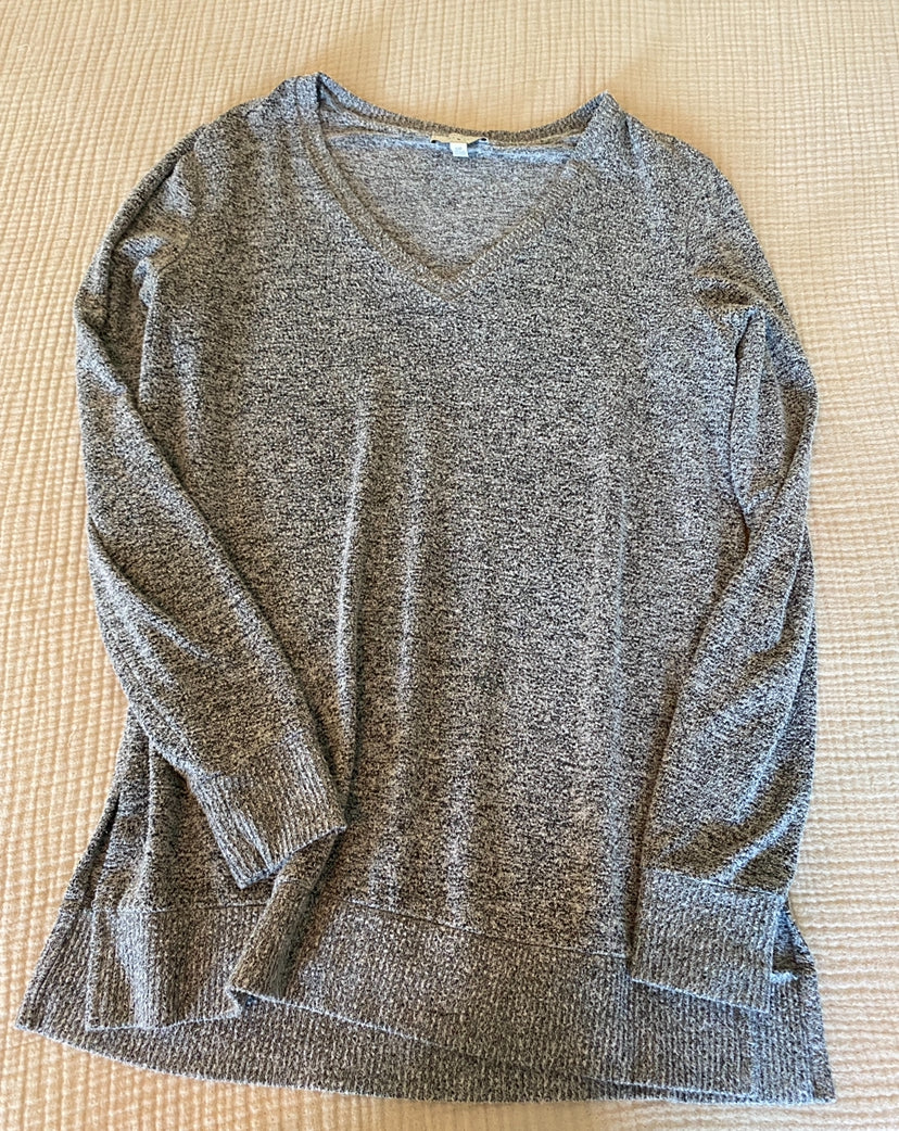 #63-Lucky brand gray tunic sweater-size small