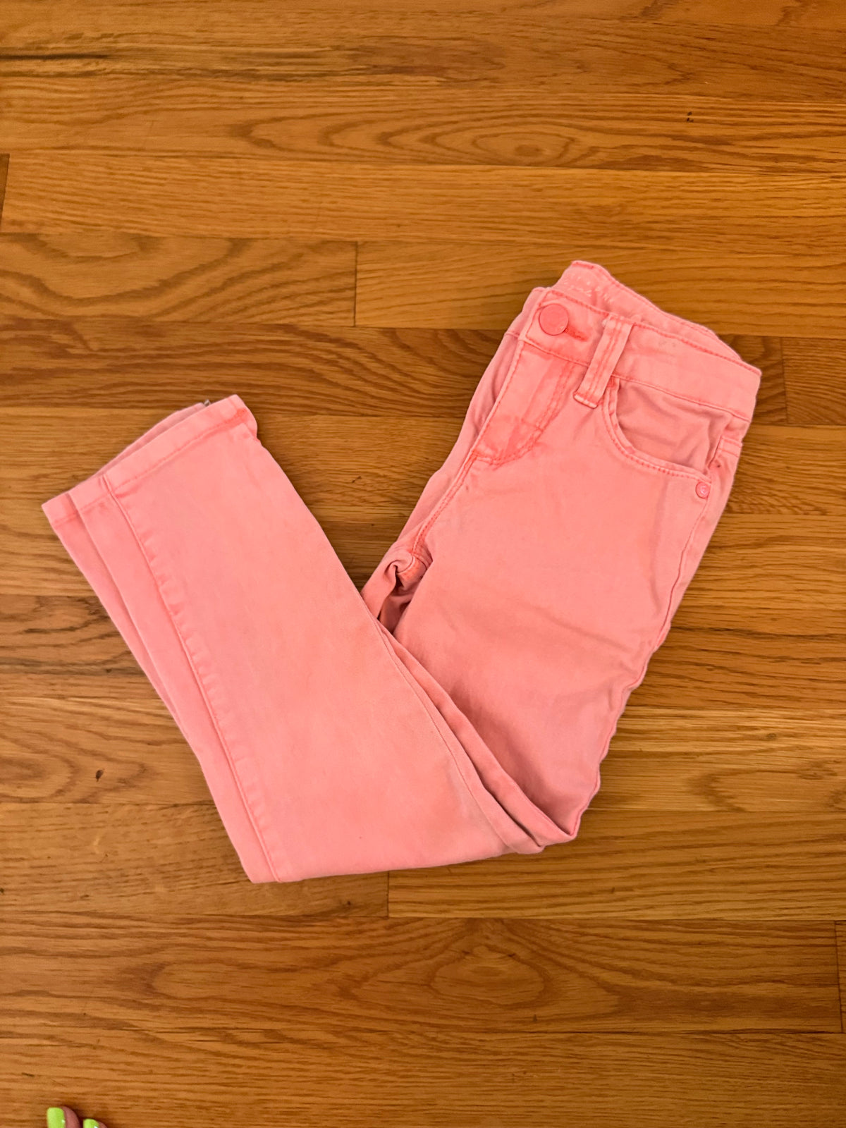 Seller #152 - girls size 5 stretchy pink jeans