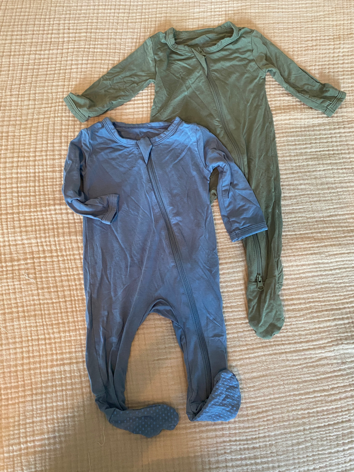 #63-bamboo sleepers, size 0-3 month