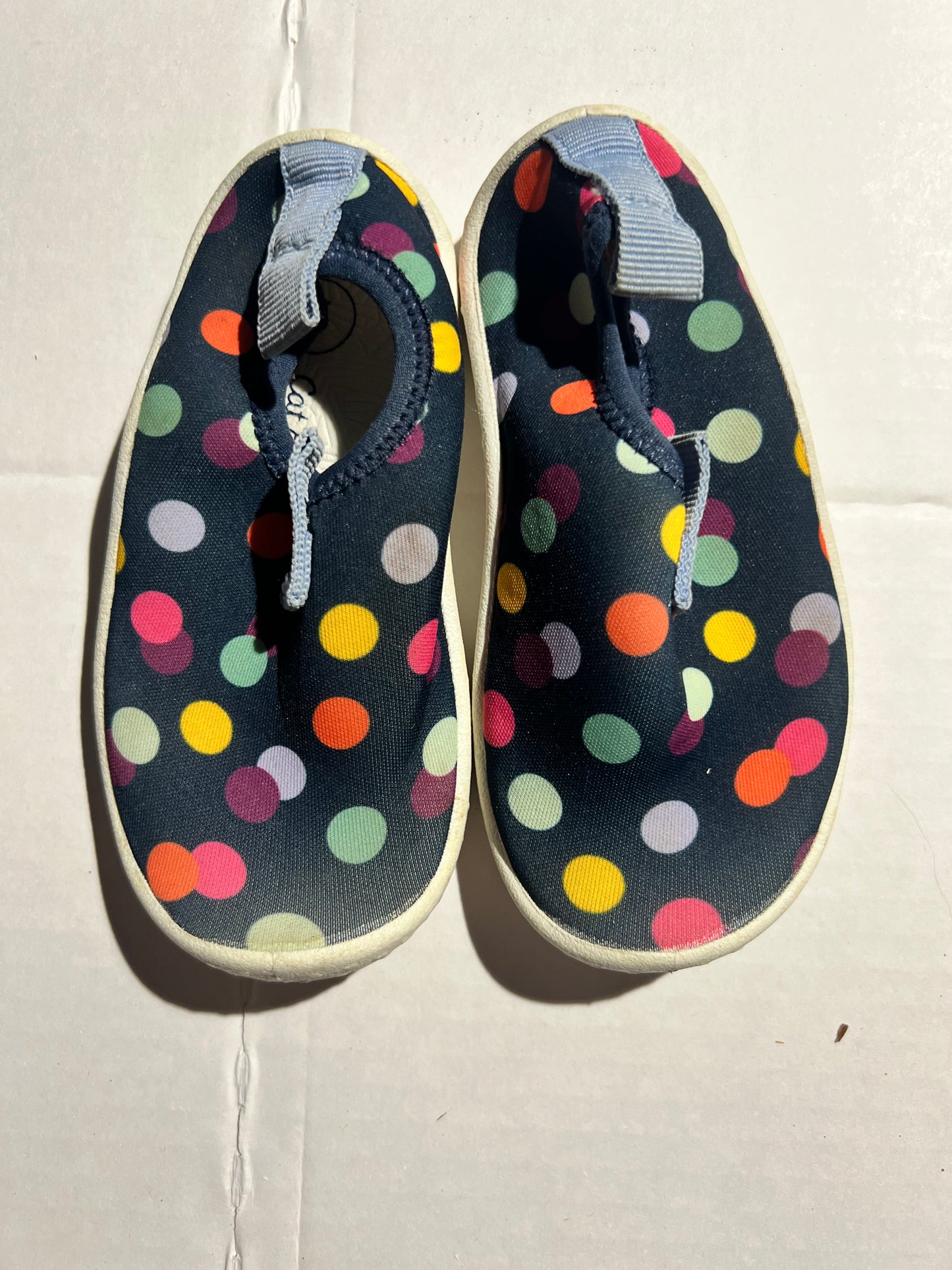 #100 Girls Water Shoes 5