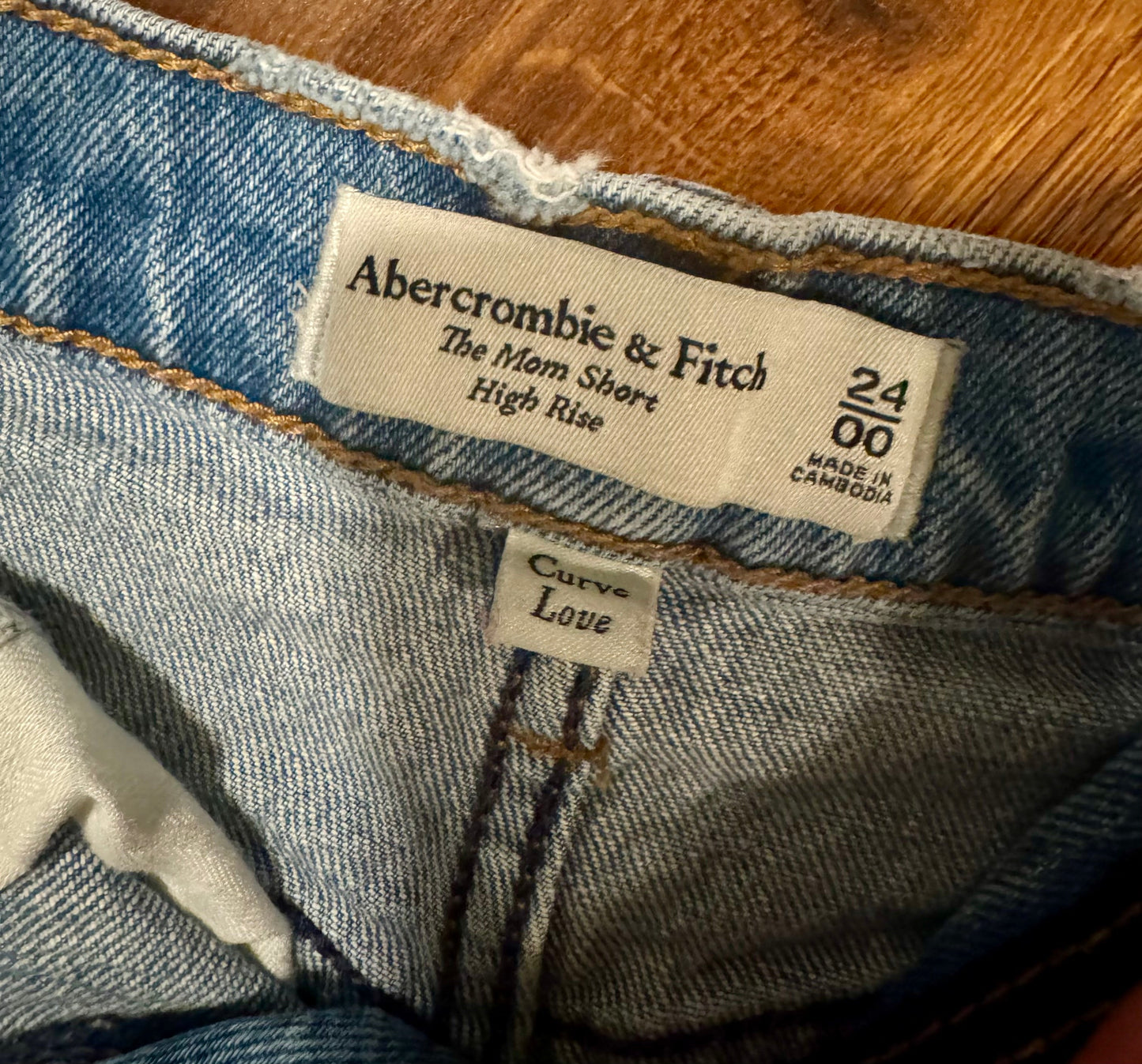 Seller #144 Abercrombie & Fitch High Rise Mom Short (Curve Love)