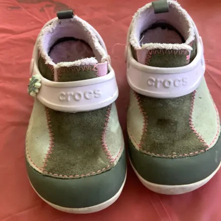 Seller #223 - Pink fuzzy Crocs