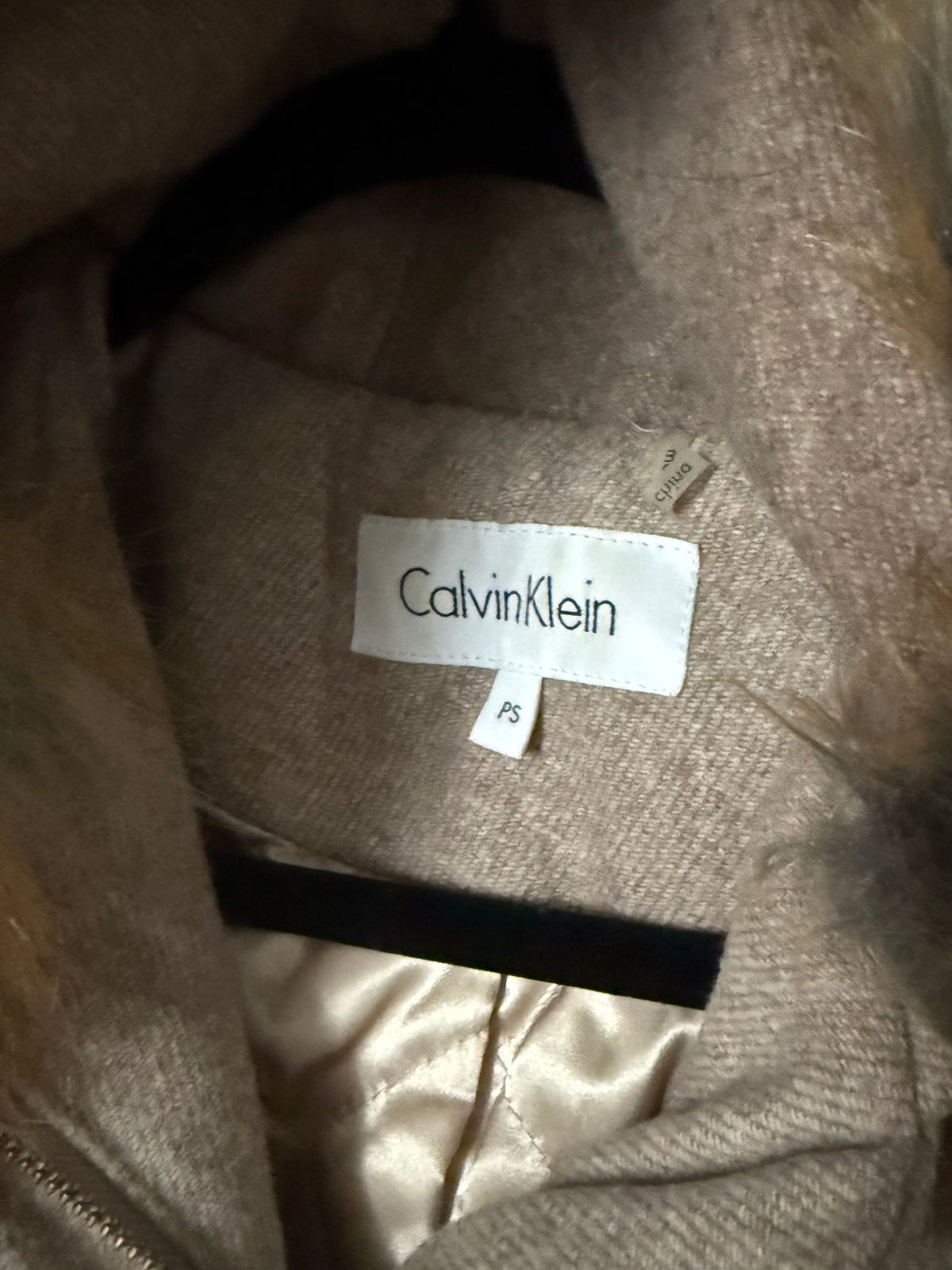 Seller #152 - Calvin Klein women’s petite small winter coat with fur hood