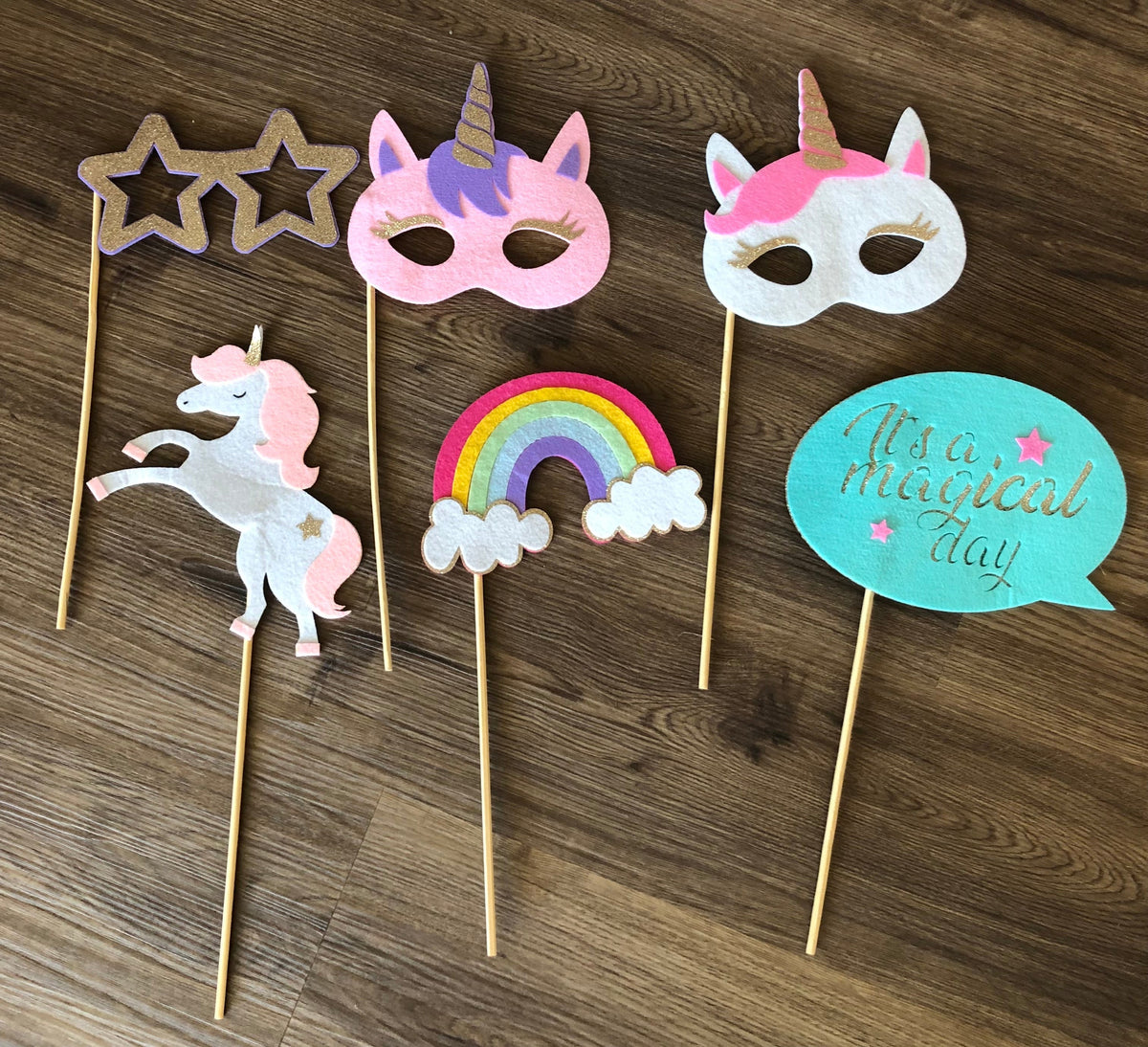 #137 Felt Photo Booth props