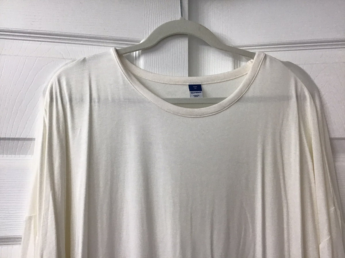 #90: Old Navy Women’s Ivory Long Sleeve Oversized Tunic Top Size XL