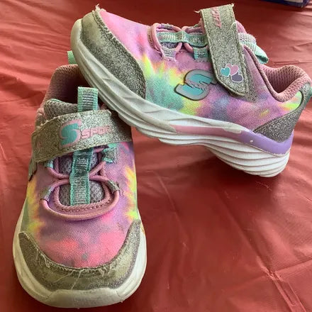 Seller #223 - Girls multi-color tennis shoes