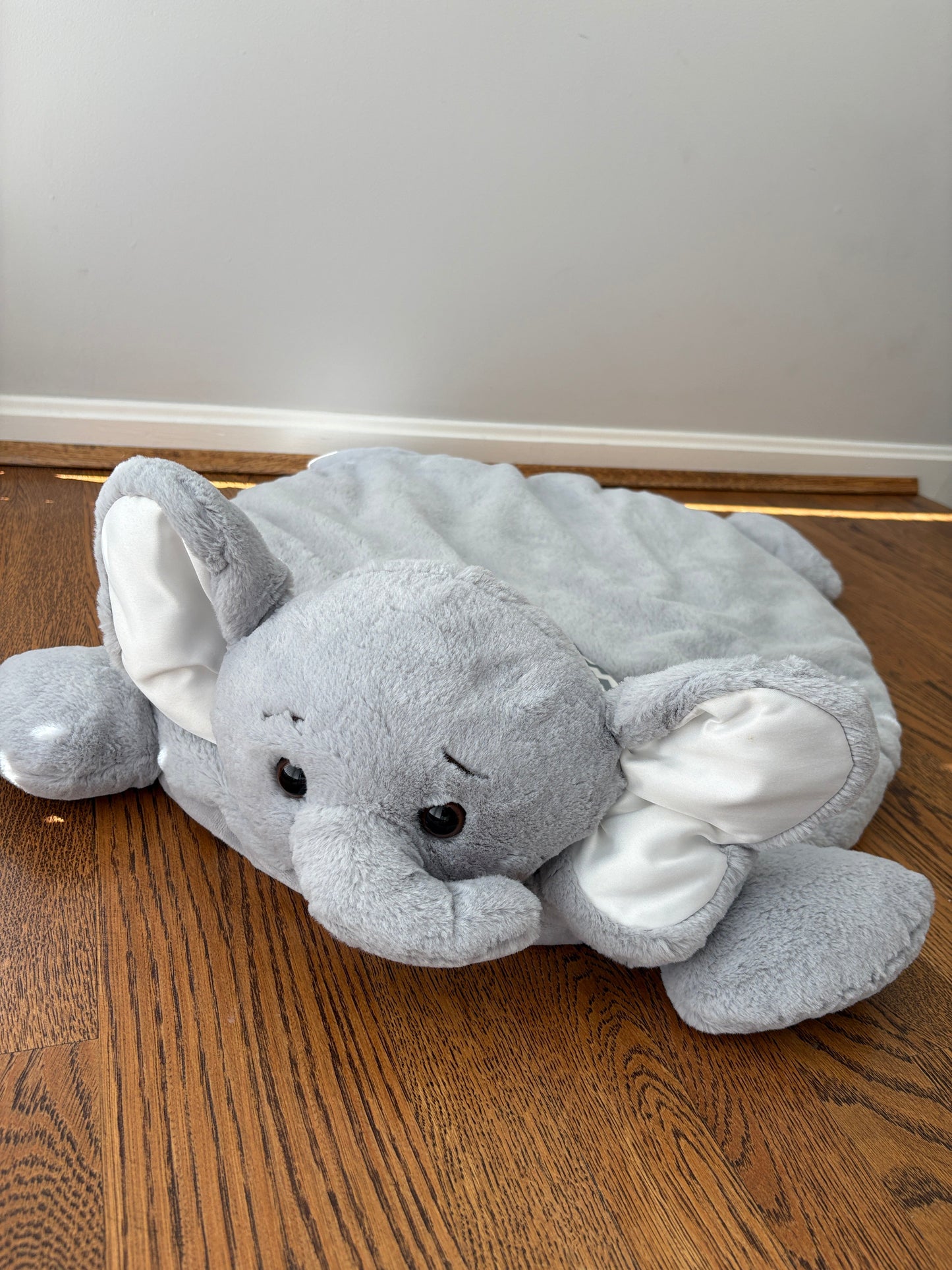 #103 • Pottery Barn • Elephant Tummy Time Mat