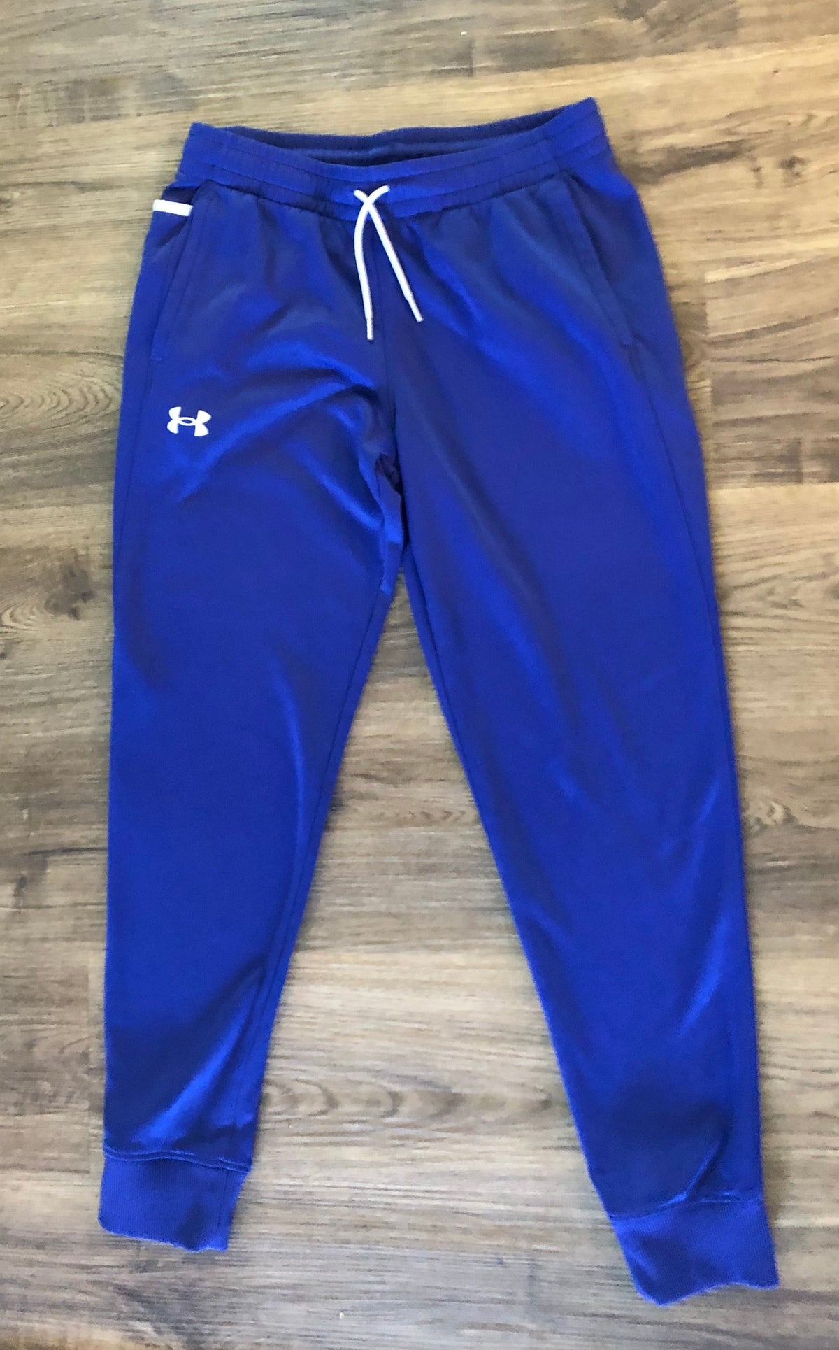 #137 Under Armour youth XL pants