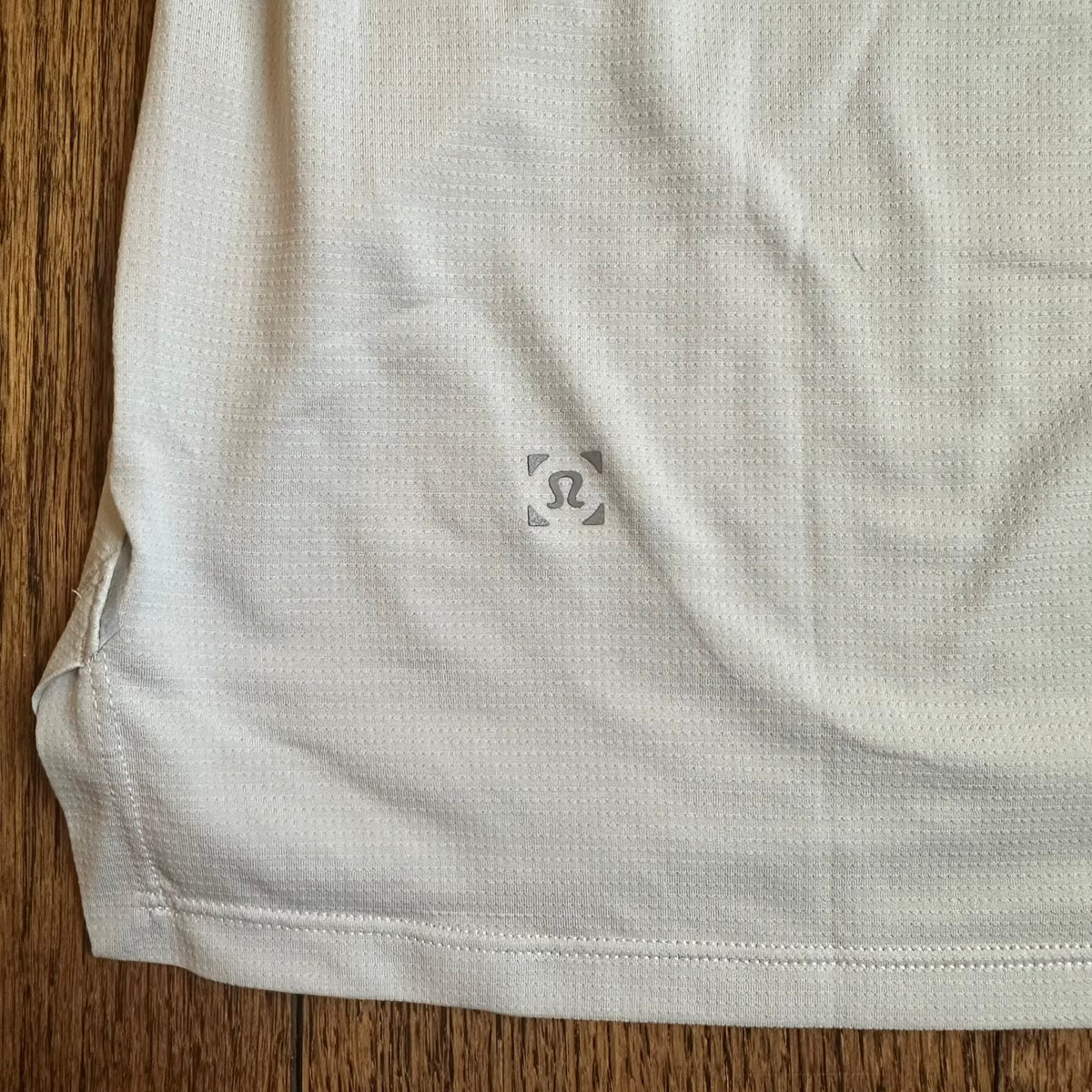 #113 EUC Men's Lululemon Lightweight Hoodie in Gray, size M