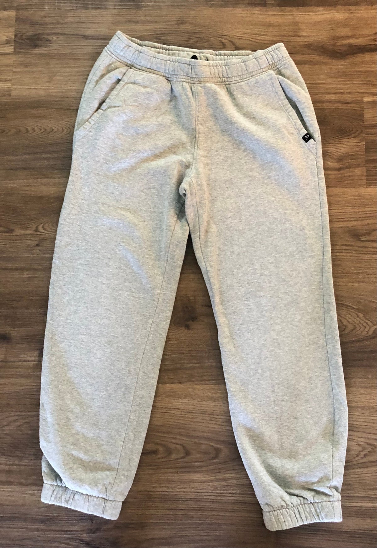 #137 Art class size 14 sweatpants