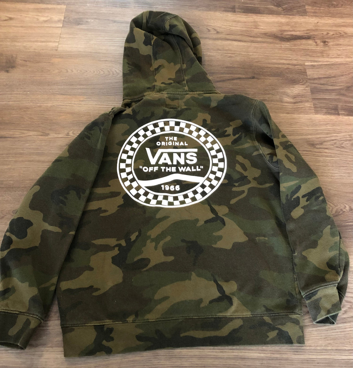 #137 Vans hoodie boys large