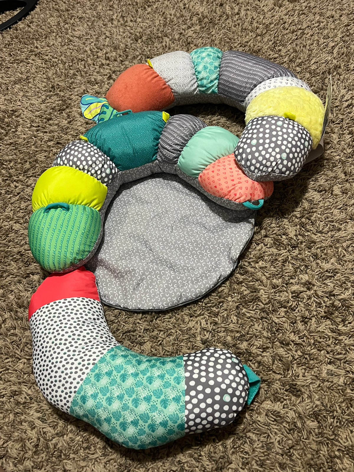 Seller #45 Infantino Prop-a-pillow Tummy time Play Seat support