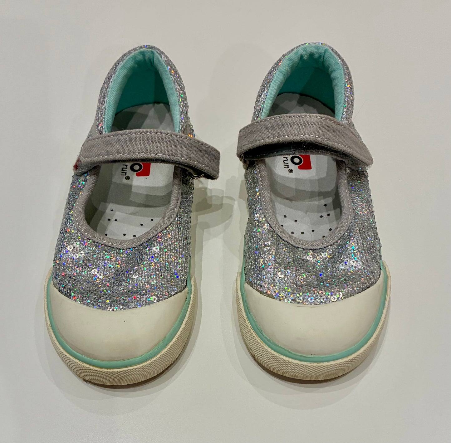 Seller 122 See Kai Run Size 12