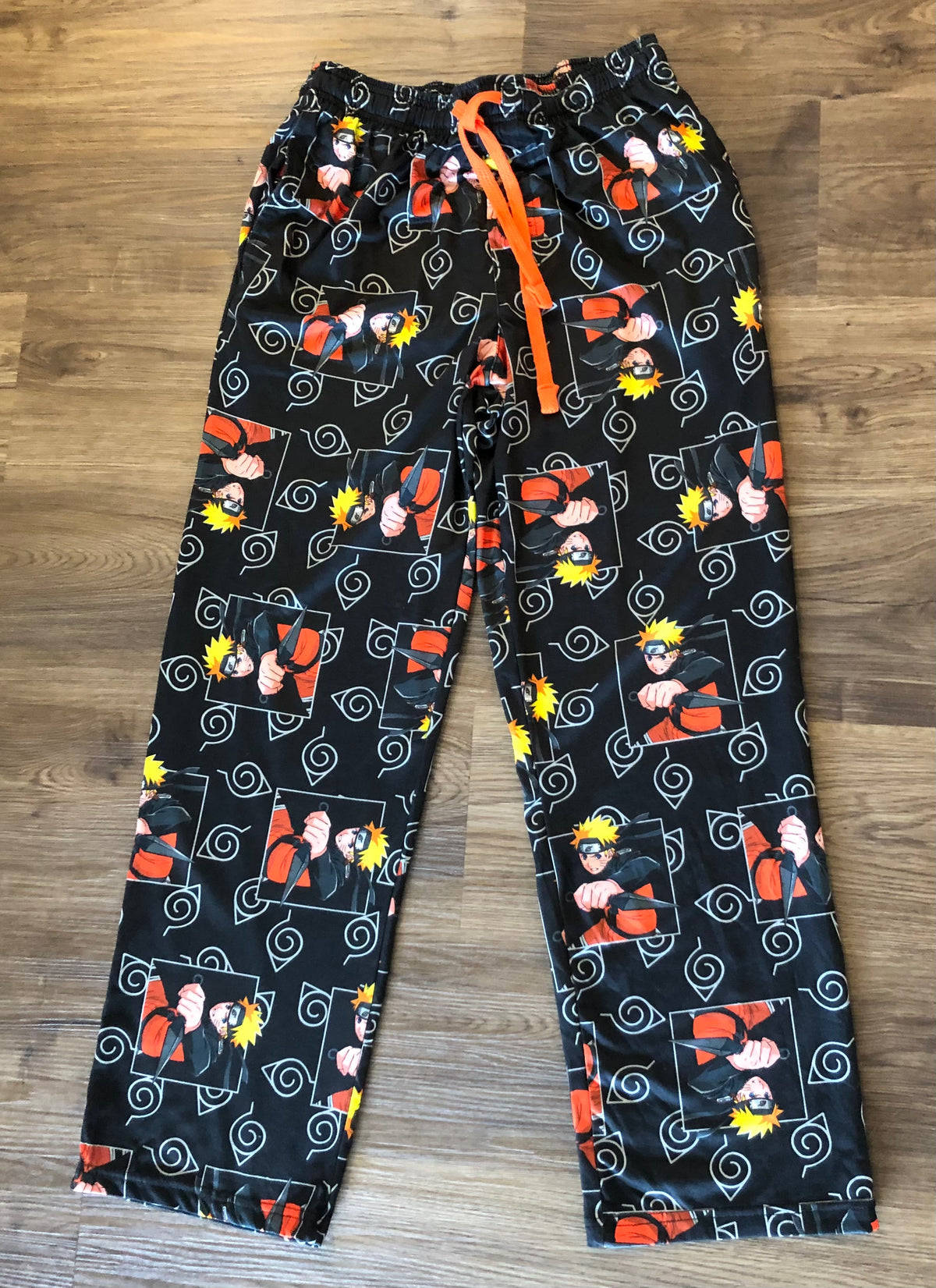 #137 Naruto sleep pants men’s small