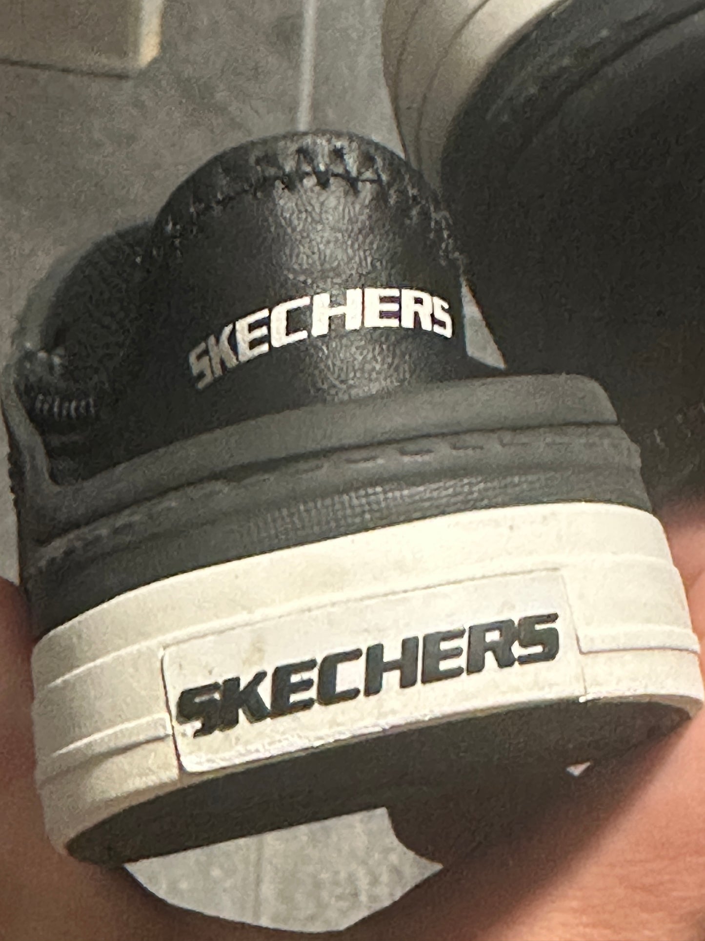 #186 Sketchers Native-style Shoes - size 3 - VGUC