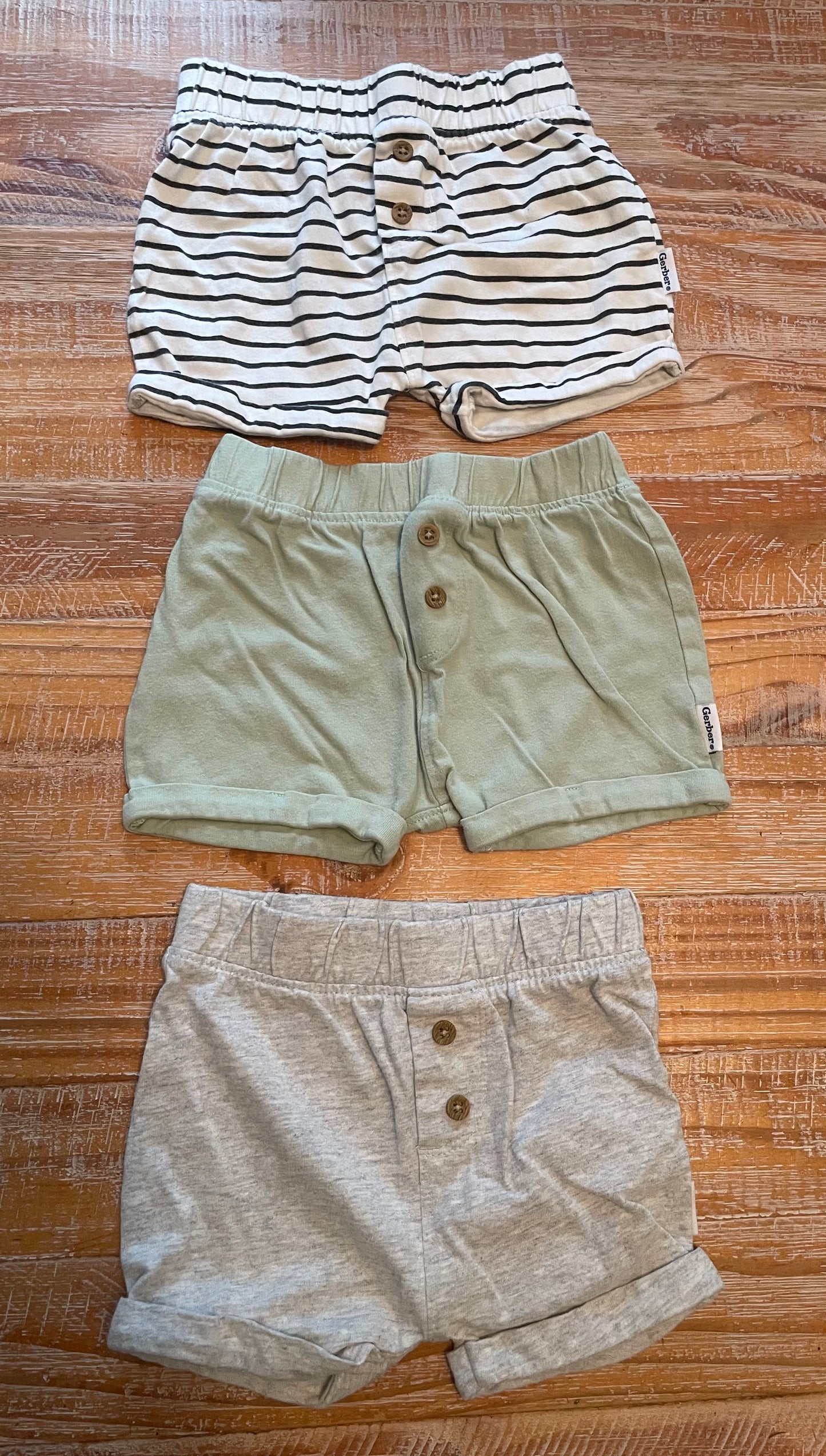 #137 Crocs youth 2