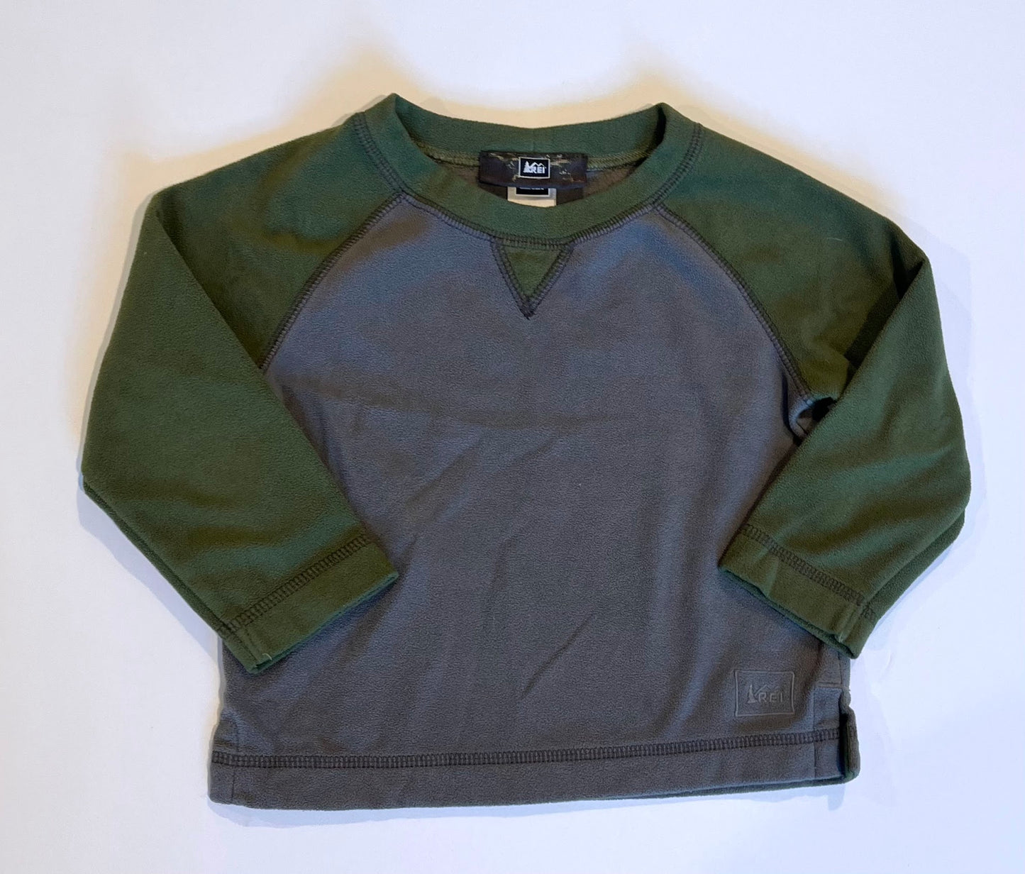 Seller #60 REI Fleece Pullover Boys Size 12 months