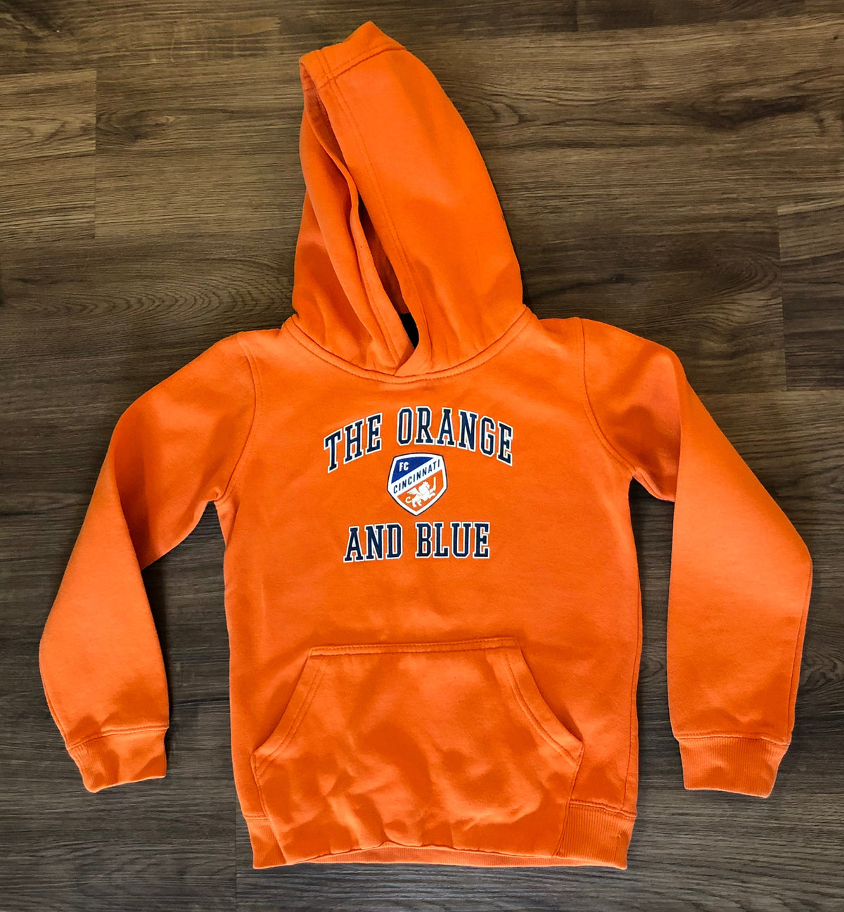 #137 FC Cincinnati sweatshirt youth small (8)