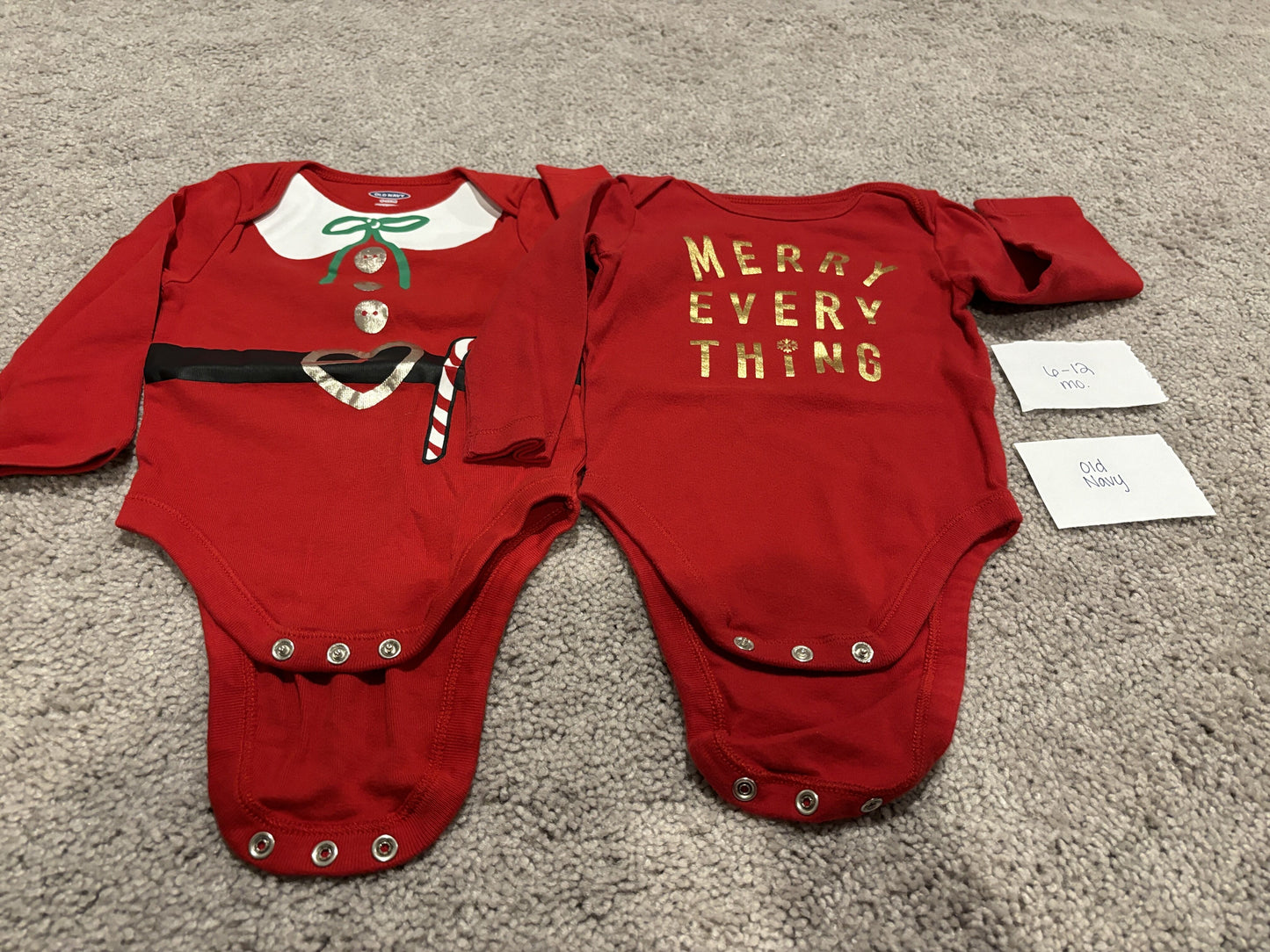 #138 - 6-12 Mo - VGUC Old Navy - 2 Pack LS Christmas Onesies (Merry Everything + Santa Outfit) - PU 45236