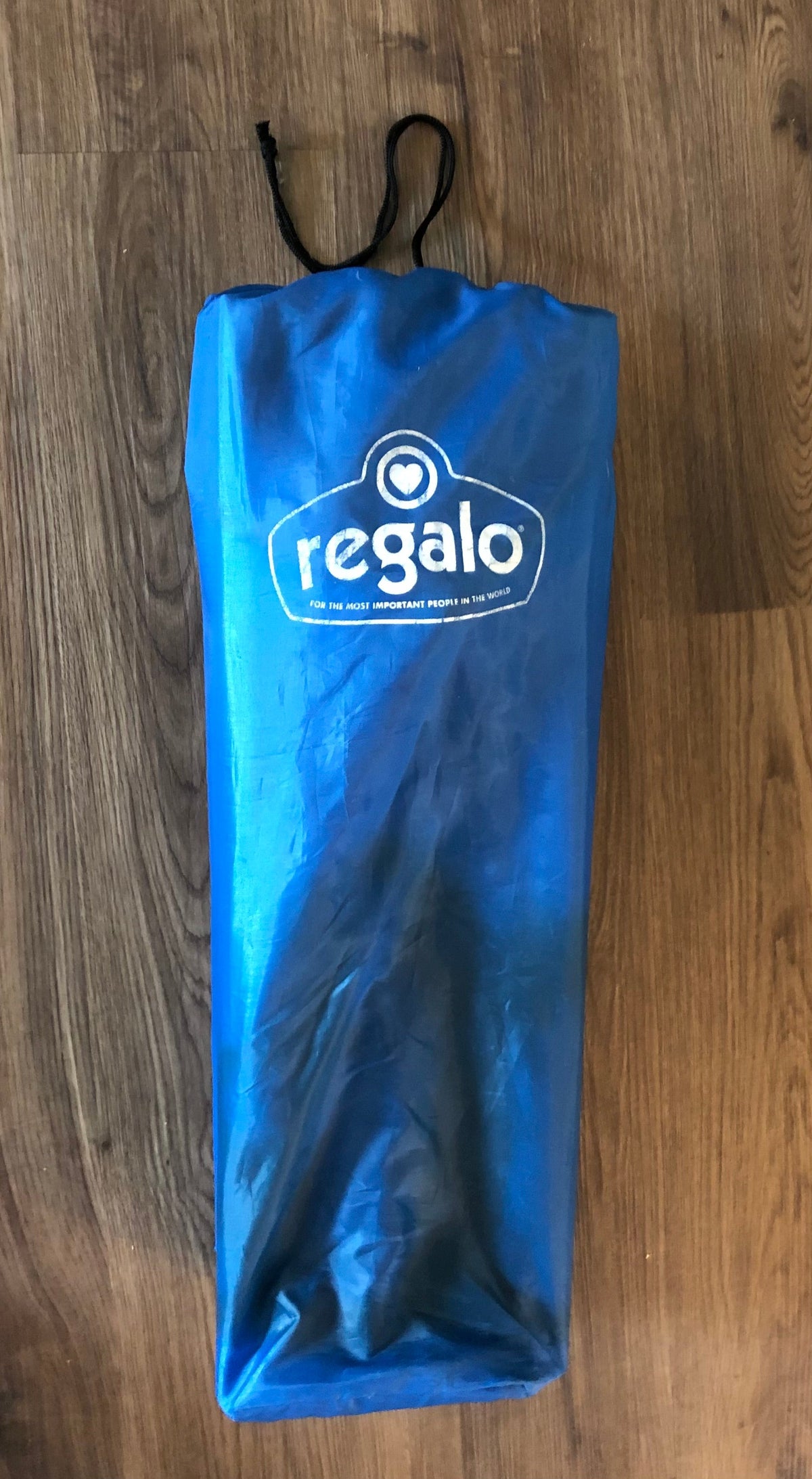 #137 Regalo portable todder bed/cot with sheet