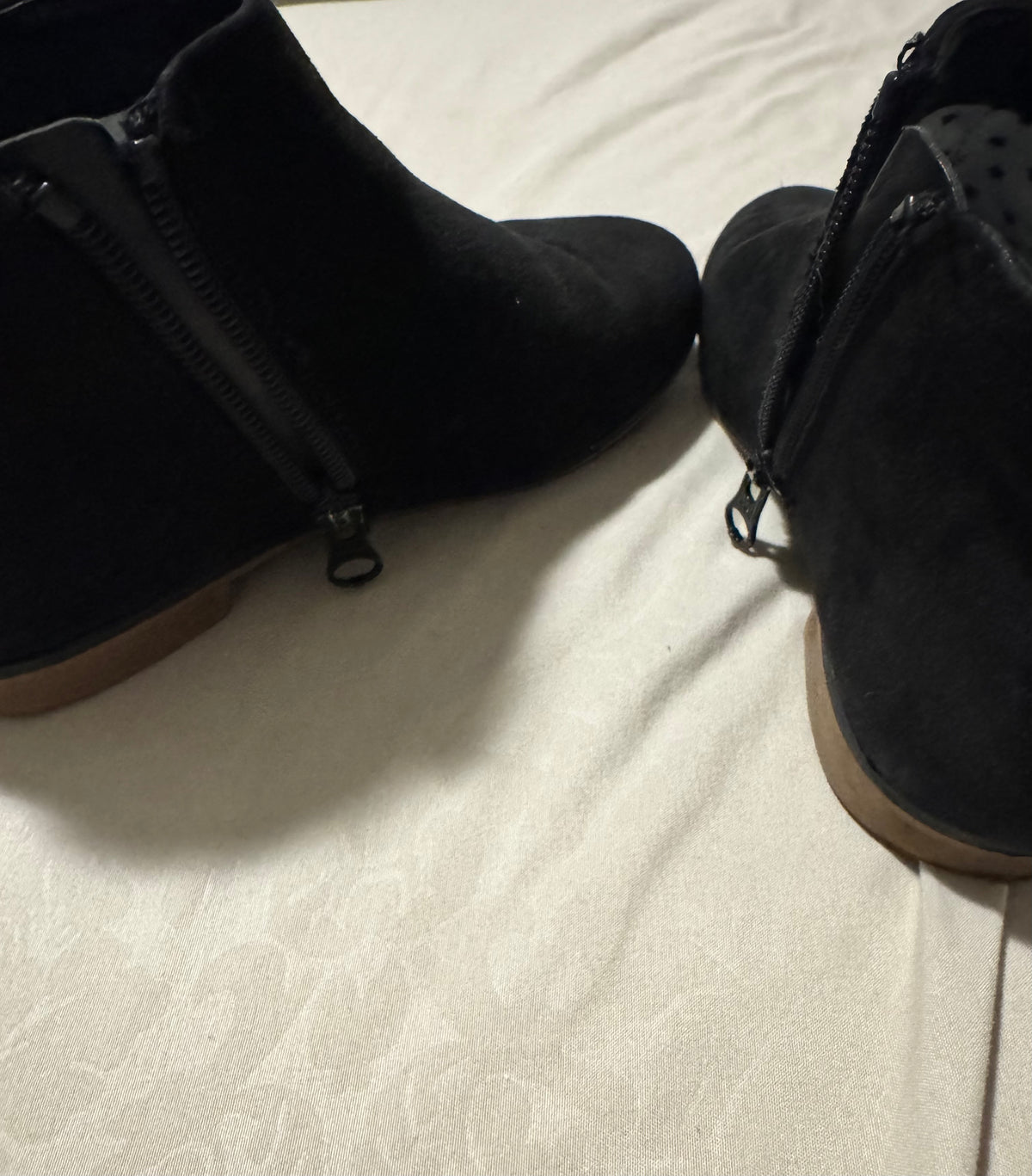 #55 cat & jack girls boots size 1
