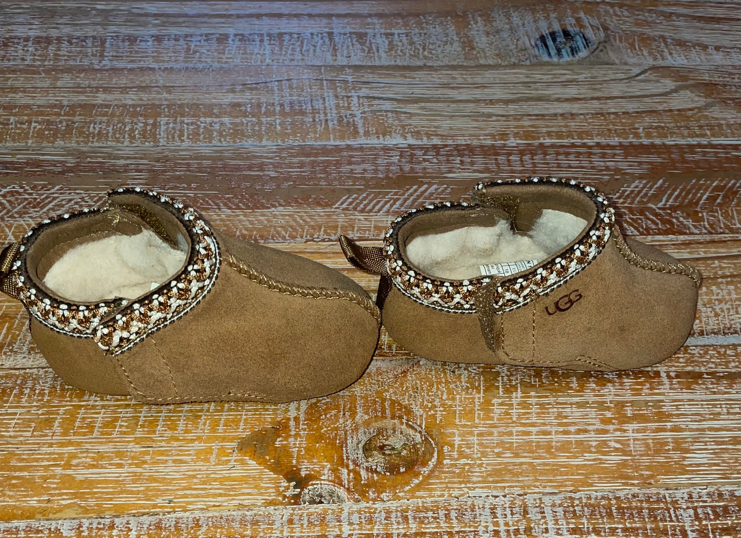 Seller #3 Uggs Baby Tasman Soft First Steps