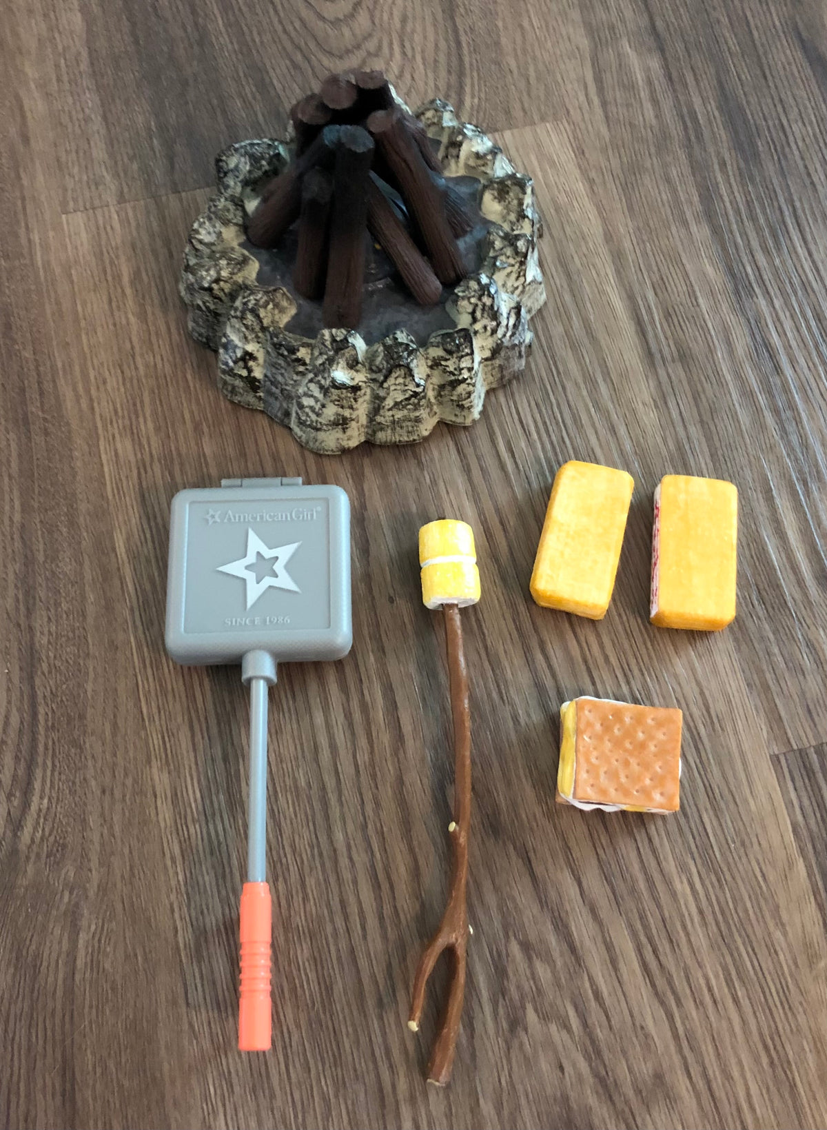 #137 American Girl doll s’mores kit with fire