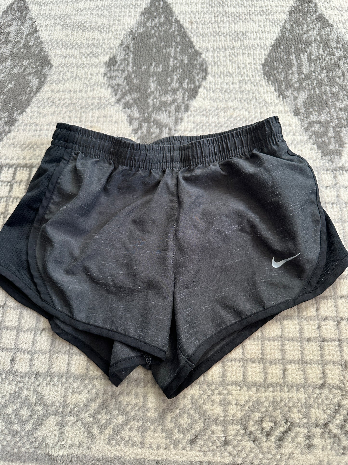 #162 Nike Black Shorts XS