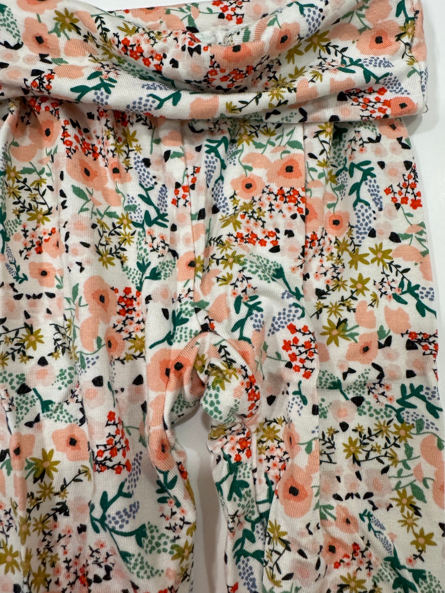 #38 Loulou and Company Newborn Top and Bottoms Set Millie Print