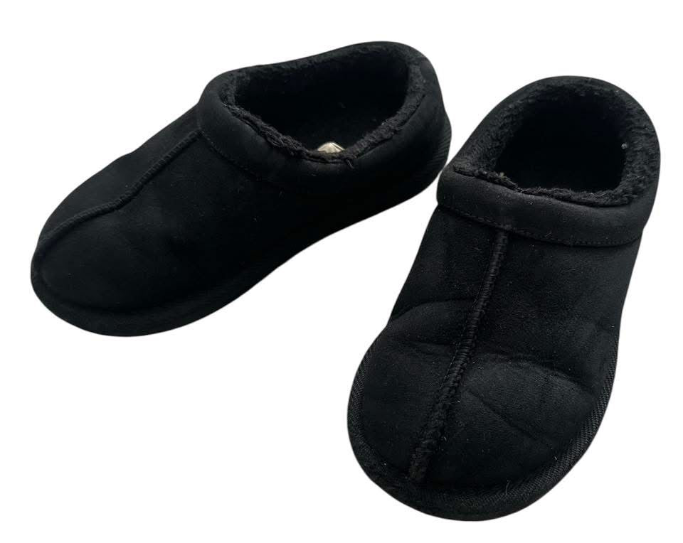 Seller #140 Girls Cat & Jack shoes size 12