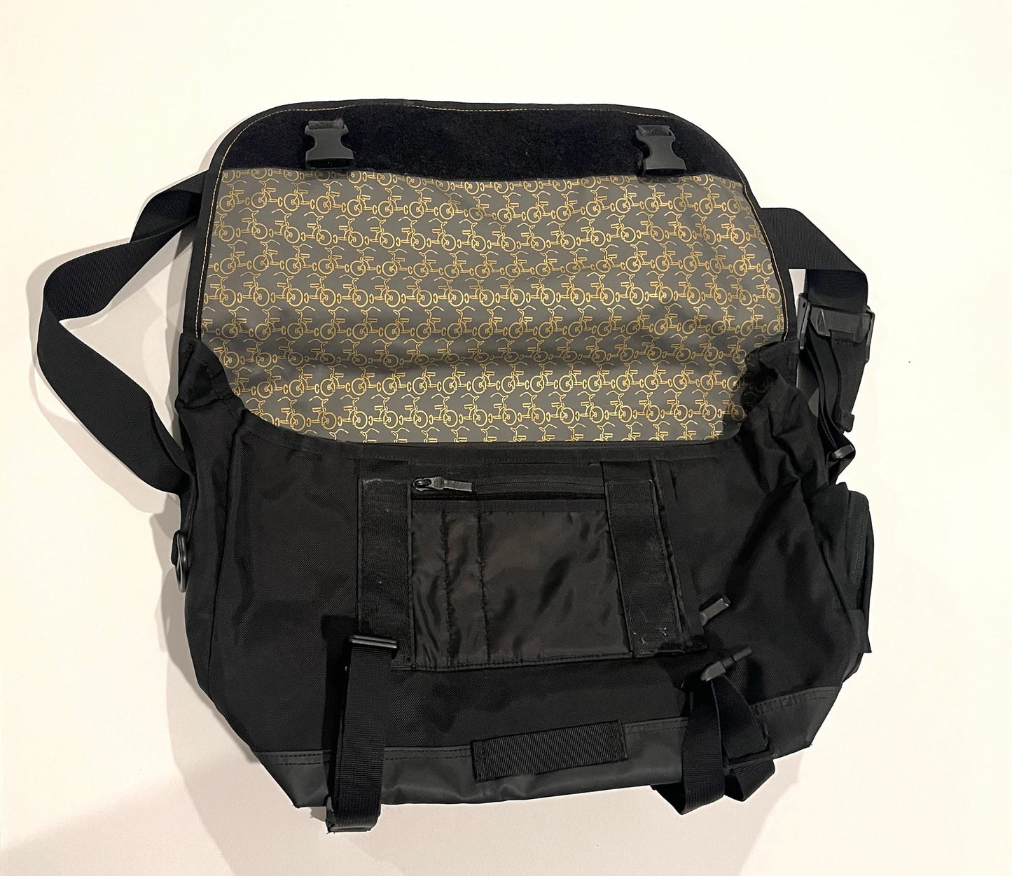 Seller #60 Timbuk2 Stork Diaper Messenger Bag