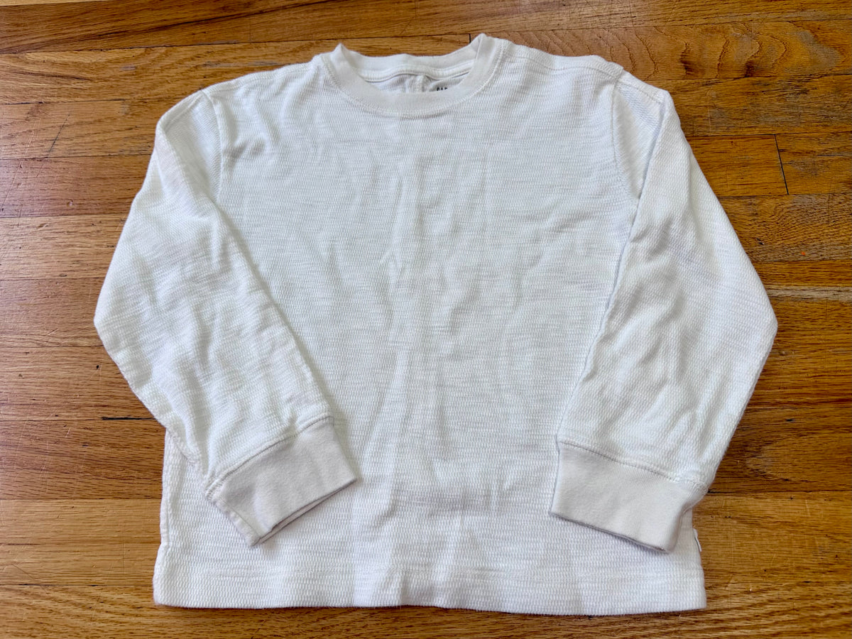 #104 Gap boy white waffle top size small