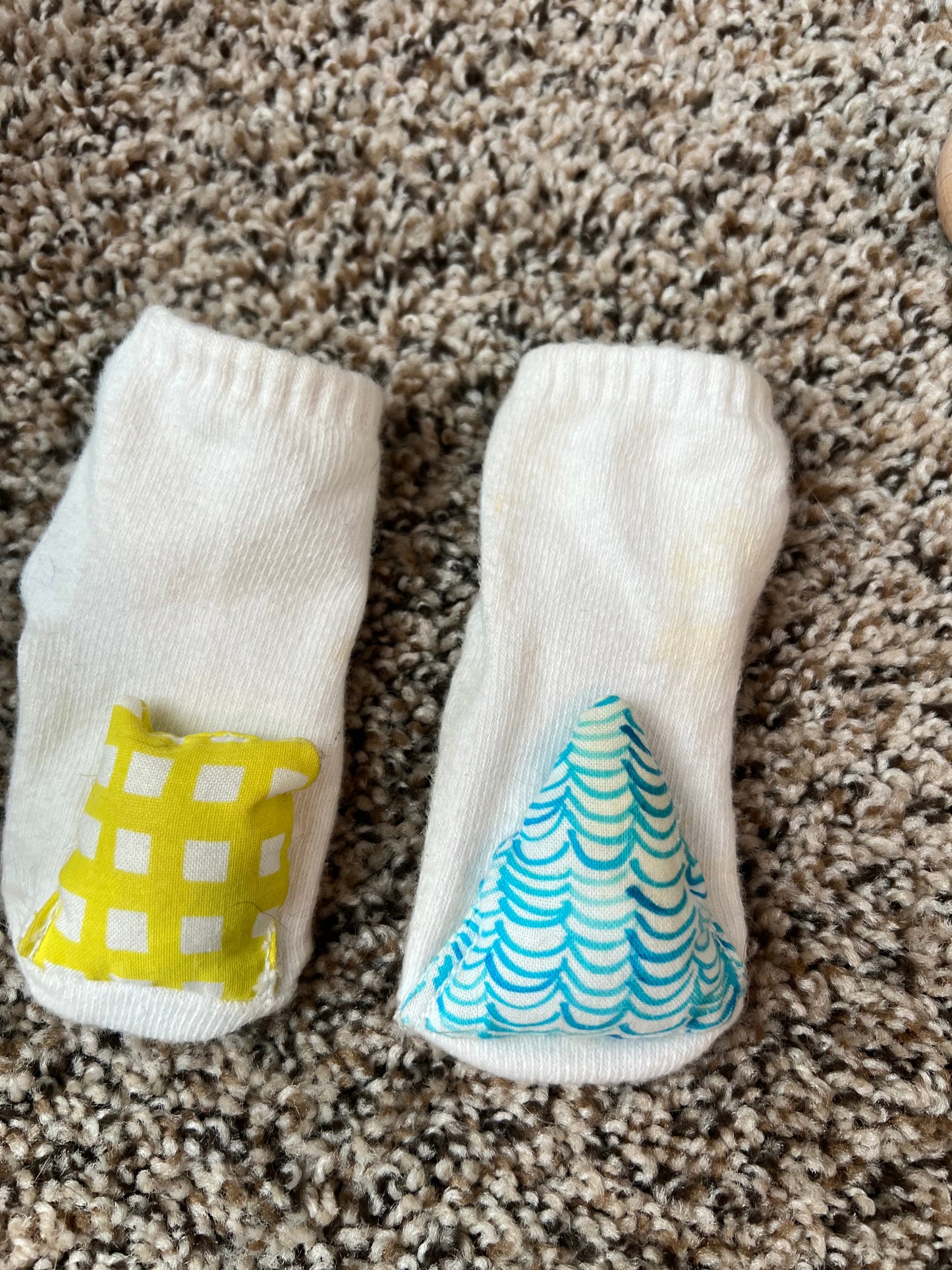 Seller #11 REDUCED Boys Girls Lovevery part of Looker Play Kit (week 0-12, newborn NB, month 0-3) and Charmer Play Kit (months 3-4)