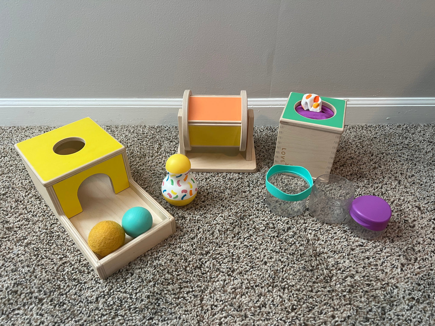Seller #11 REDUCED Boys Girls Lovevery - part of Senser Play Kit (month 5 - 6 ) and Inspector Play Kit ( months 7 - 8 )