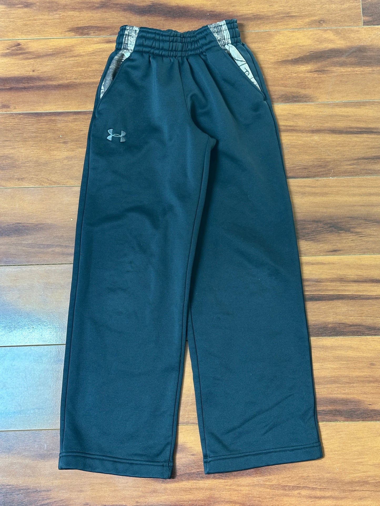 #186 REDUCED Under Armour Athletic Pants - Youth XS - VGUC