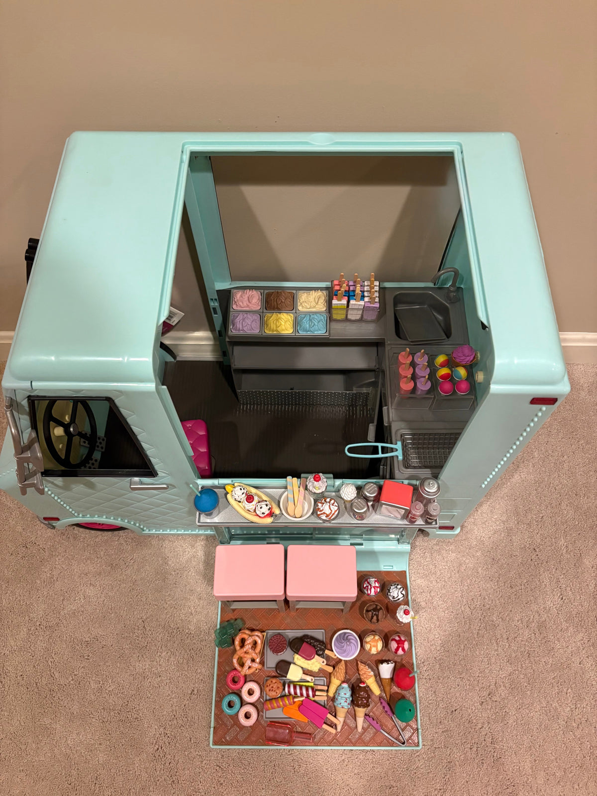 #125 *PPU Only Anderson* Our Generation Doll Ice Cream Truck