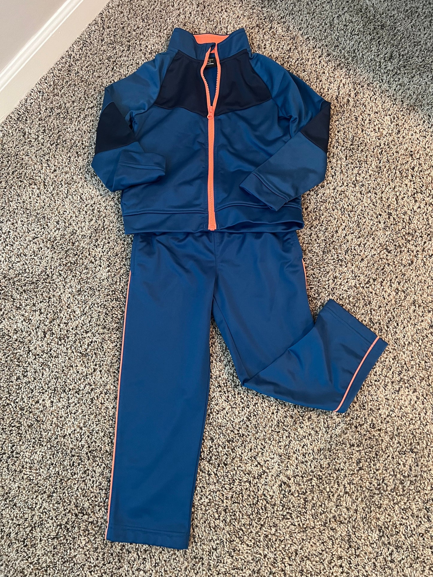 Seller 130 Boys XS (4-5) track suit blue orange VGUC